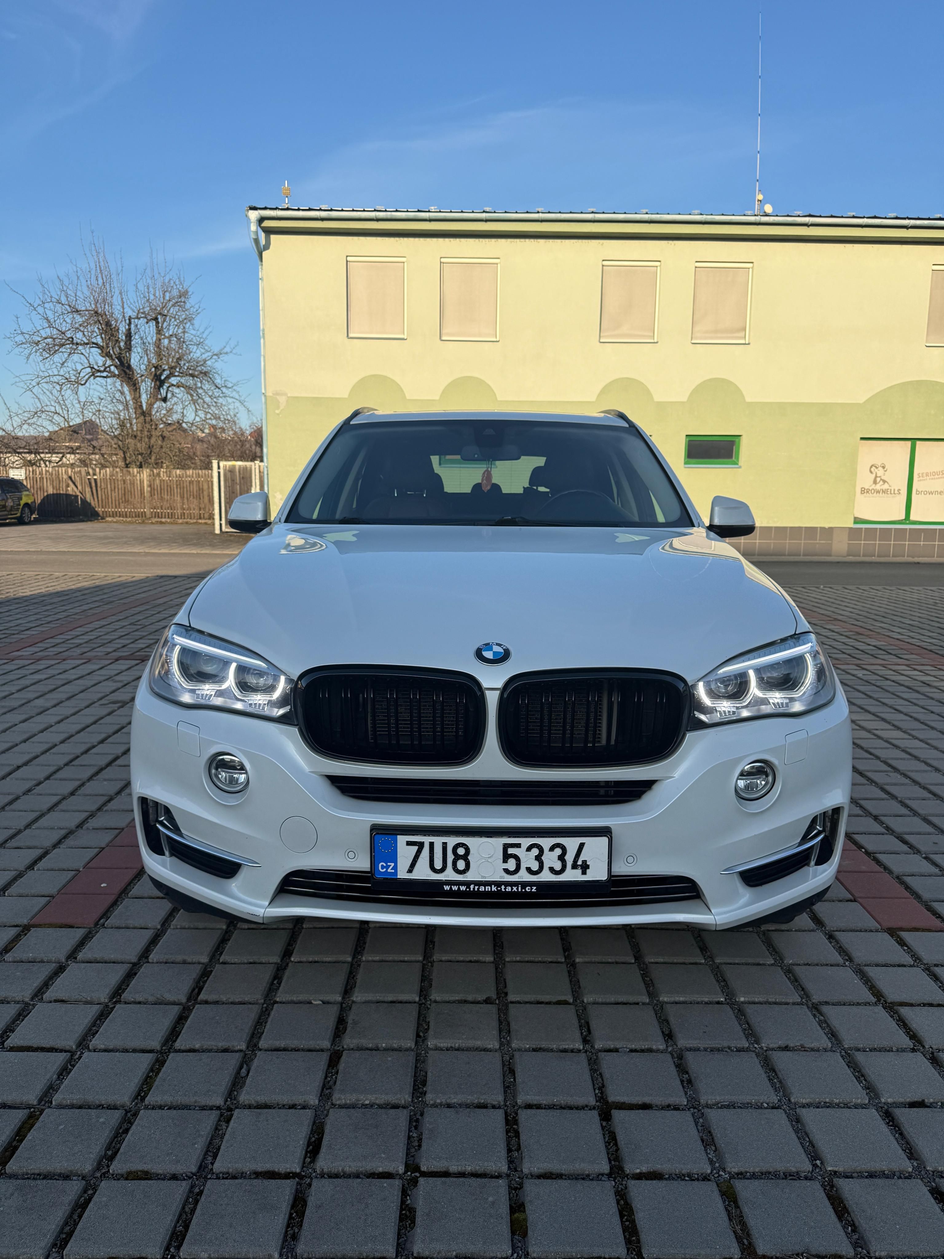 BMW X5, BMW X5 f15 3.0d DPH - fotka 2