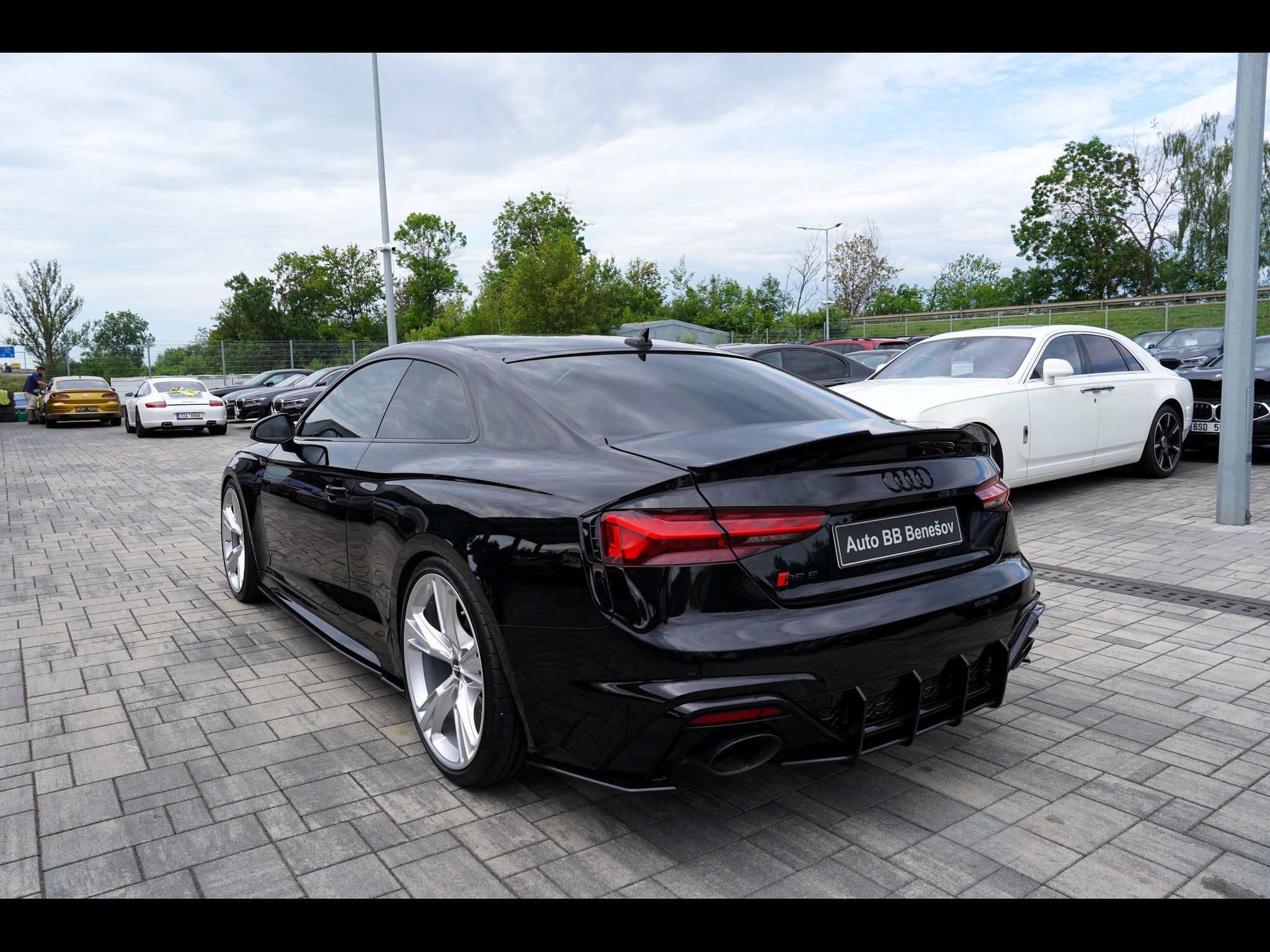 Audi RS5, 2.9 TFSI 331 Kw Quattro Sportb - fotka 4