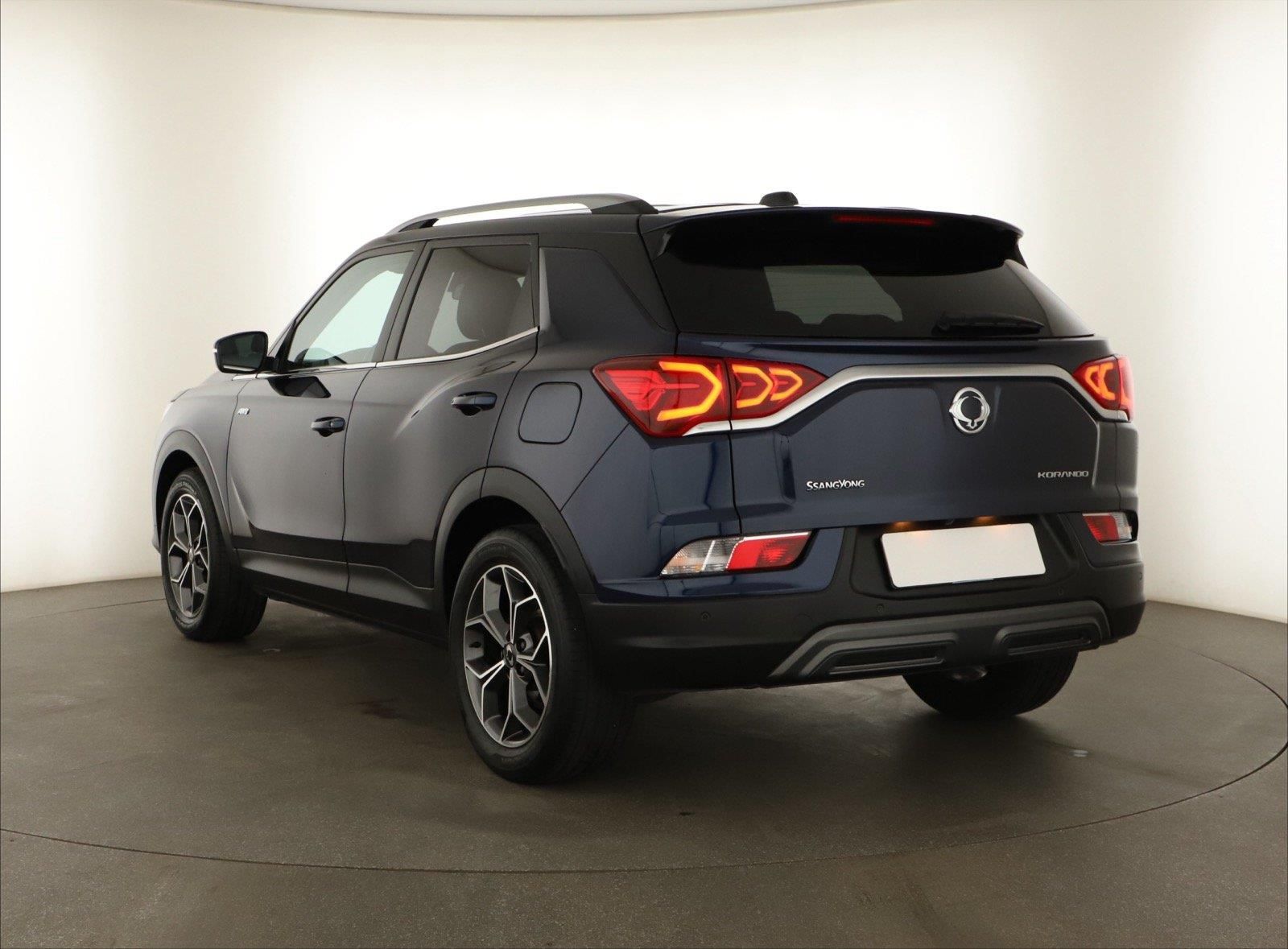 SsangYong Korando, 1.5 T-GDI, Style, 4X4 - fotka 4