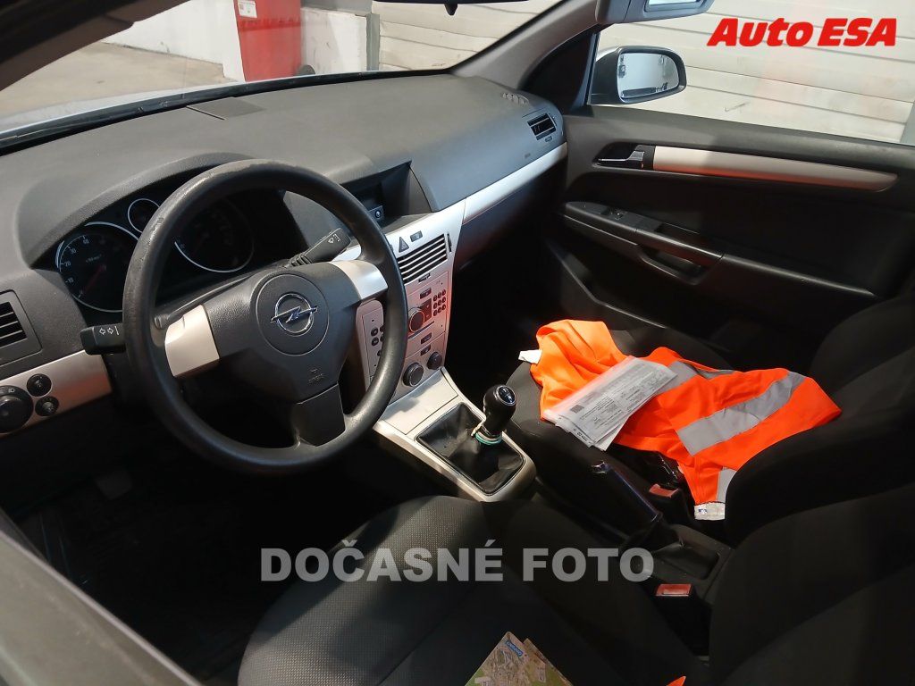 Opel Astra, 1.6i - fotka 3