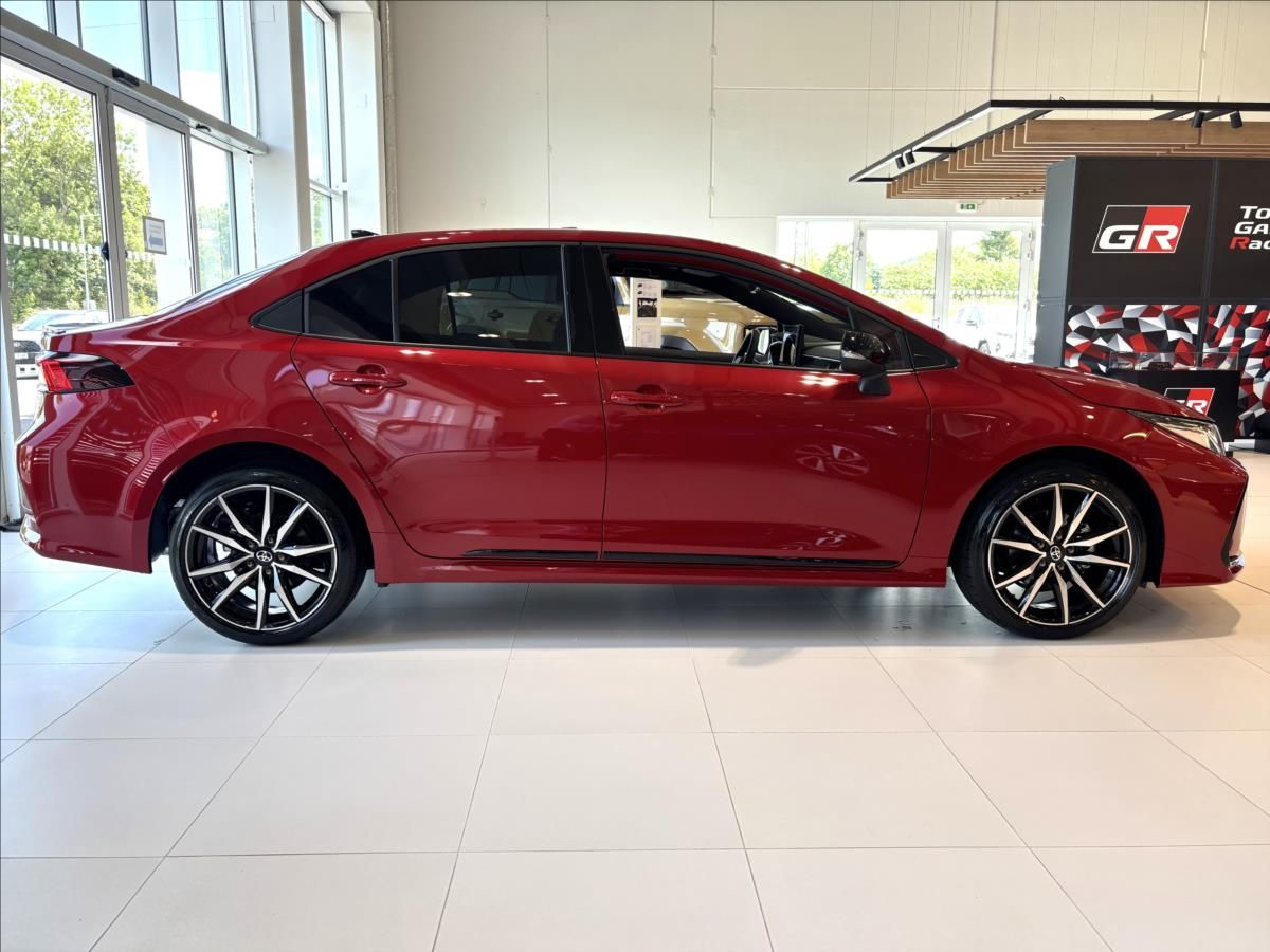 Toyota Corolla, 1,8   SD GR Sport HEV - fotka 4
