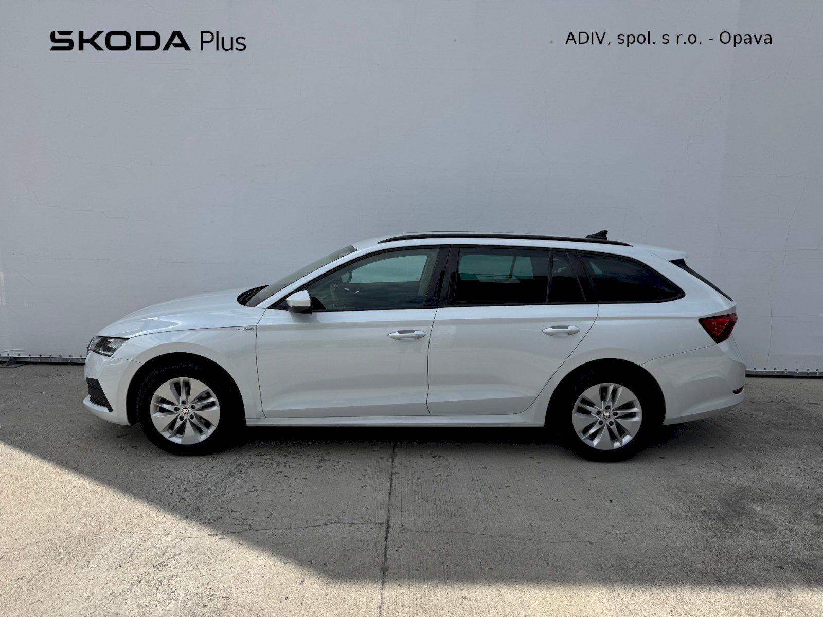 Škoda Octavia, Combi 2.0 TDI 85 kW Ambition - fotka 3