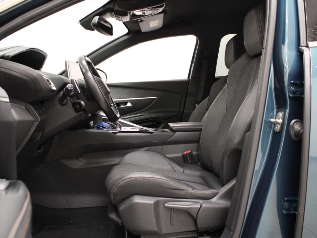 Peugeot 5008, 2,0 HDi 130kW AT GT-line 1.maj - fotka 6