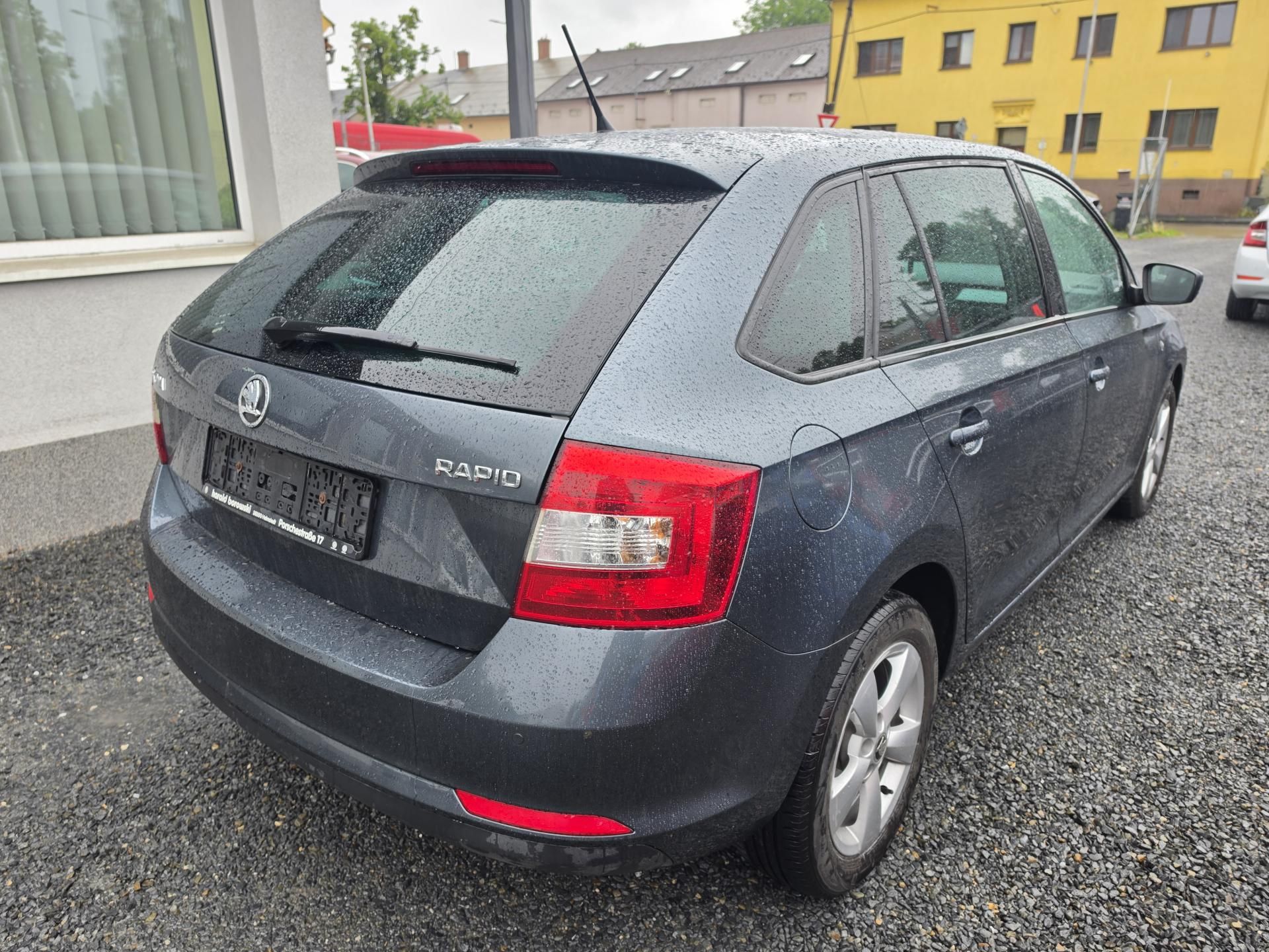Škoda Rapid, 1.2 TSI 6ti 77KW - fotka 4