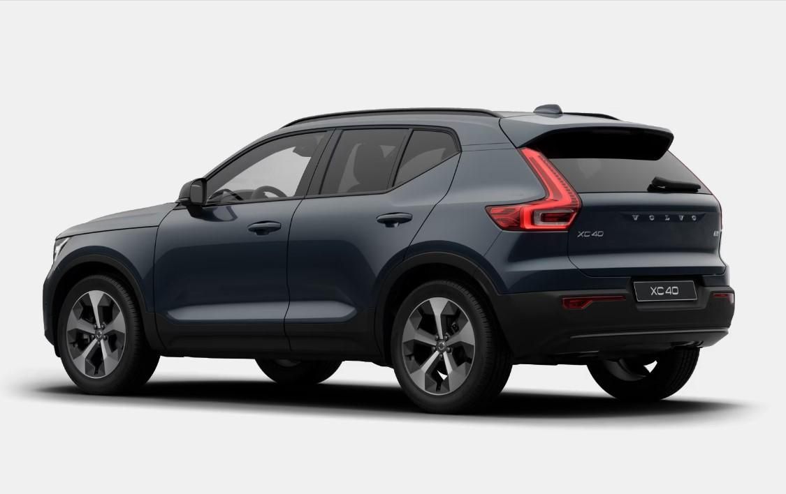Volvo XC40, B3 AUT DARK ULTRA - fotka 6
