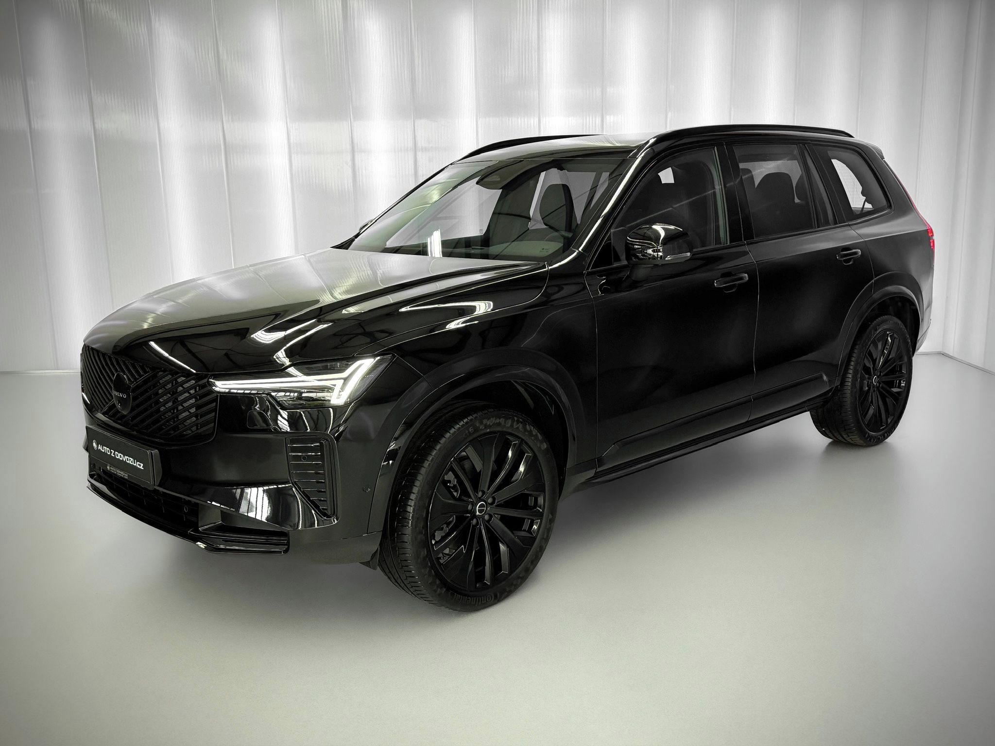 Volvo XC90, B5 AWD BLACK EDITION PLUS, VZD