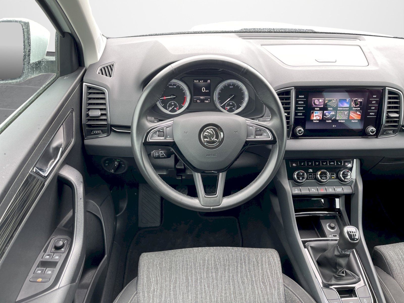 Škoda Karoq, 1.6 TDI 85 kW Style Plus - fotka 6