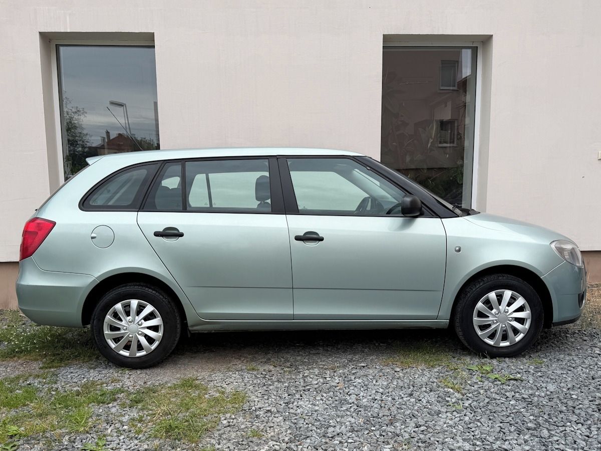 Škoda Fabia, 1.4 16v 63kW bez rzi, nová STK - fotka 6
