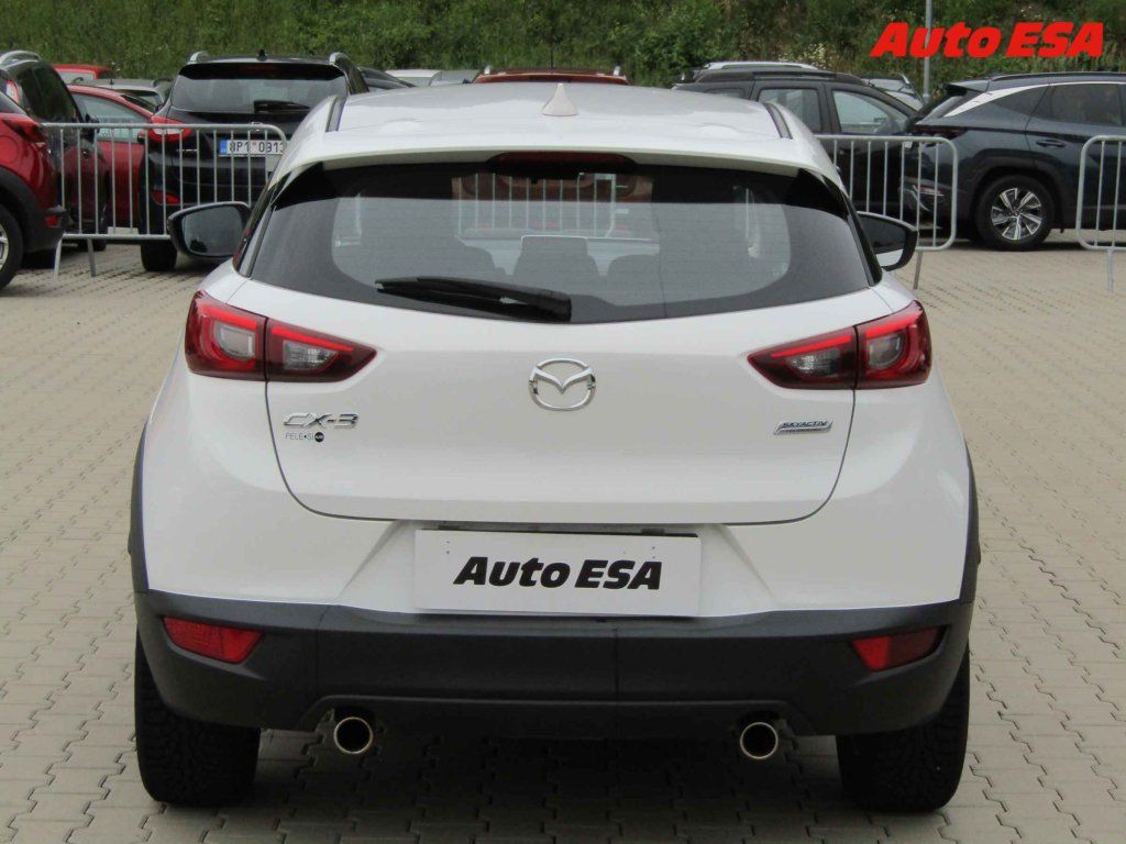 Mazda CX-3, 2.0 i,ČR - fotka 5
