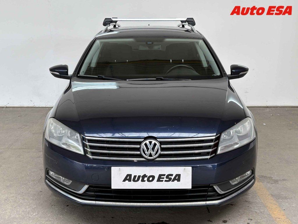 Volkswagen Passat, 1.6 - fotka 2