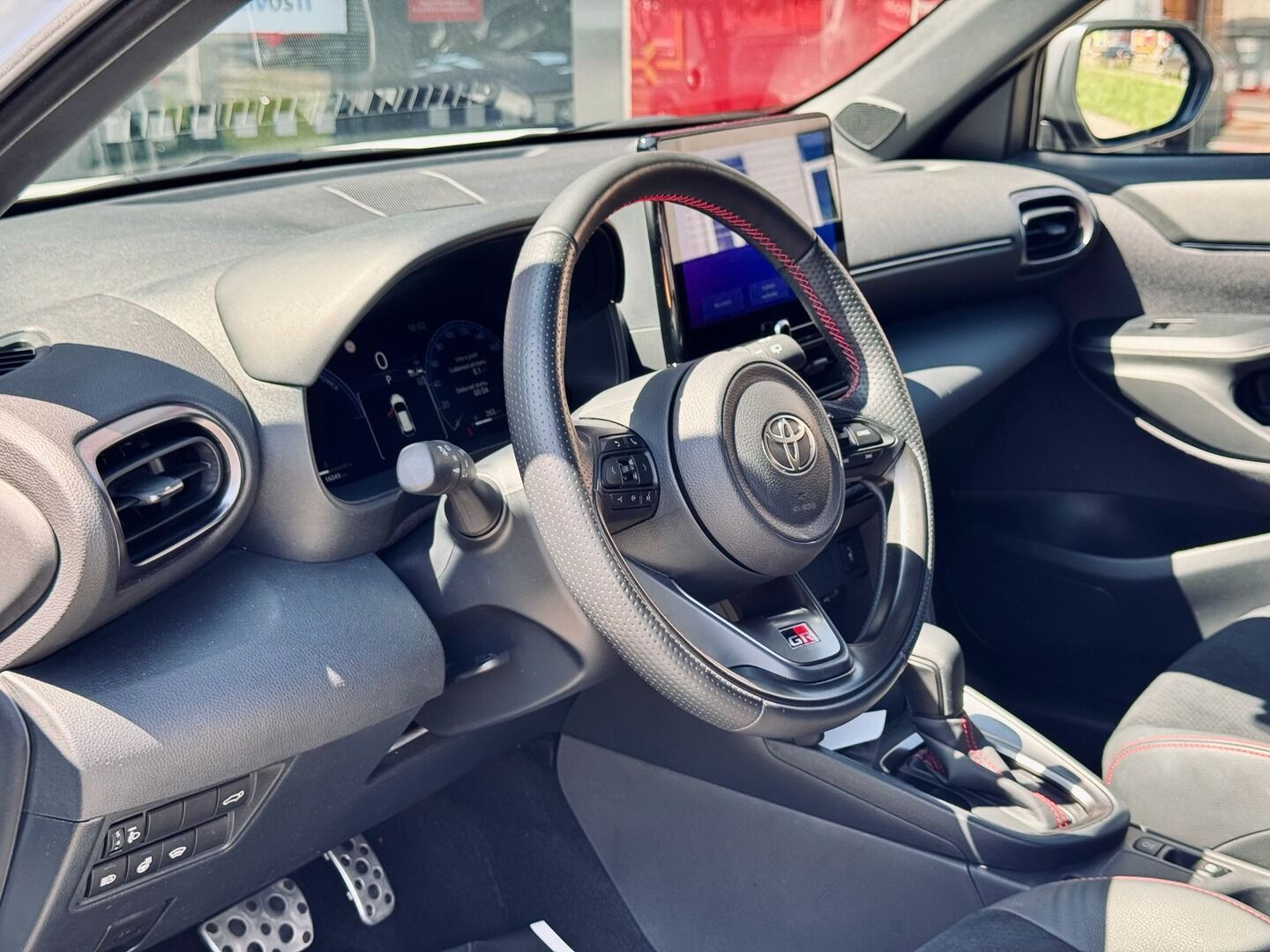 Toyota Yaris Cross, GR SPORT - fotka 5