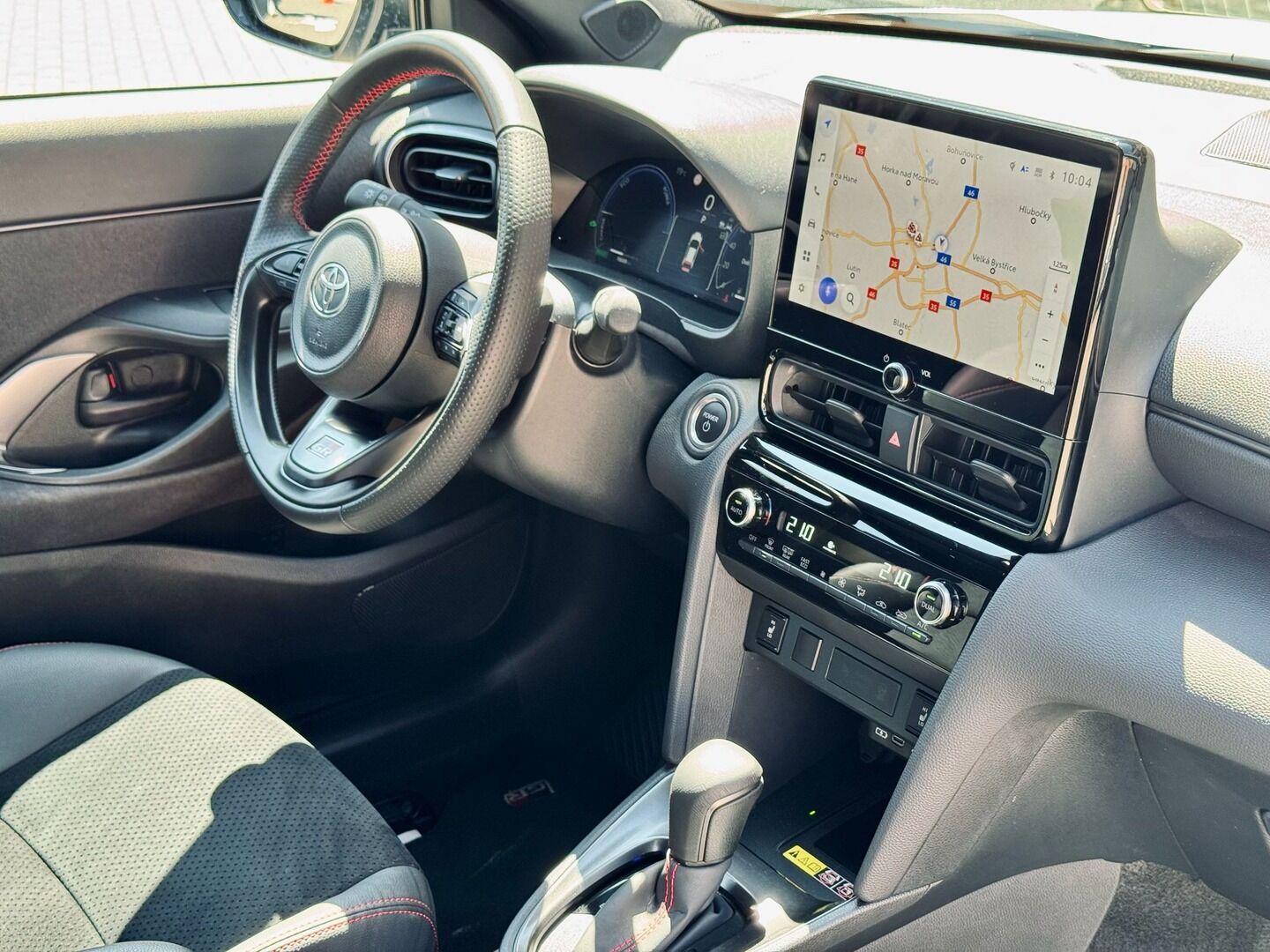 Toyota Yaris Cross, GR SPORT - fotka 6
