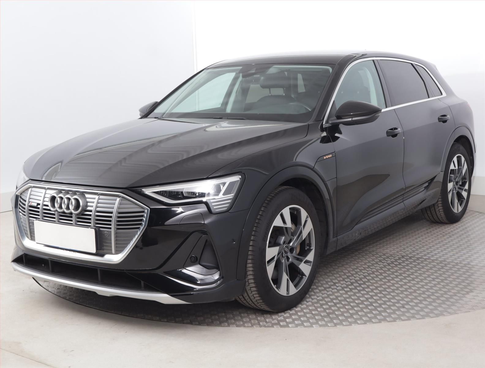 Audi e-tron, e-tron 50 quattro, SoH 96% - fotka 2