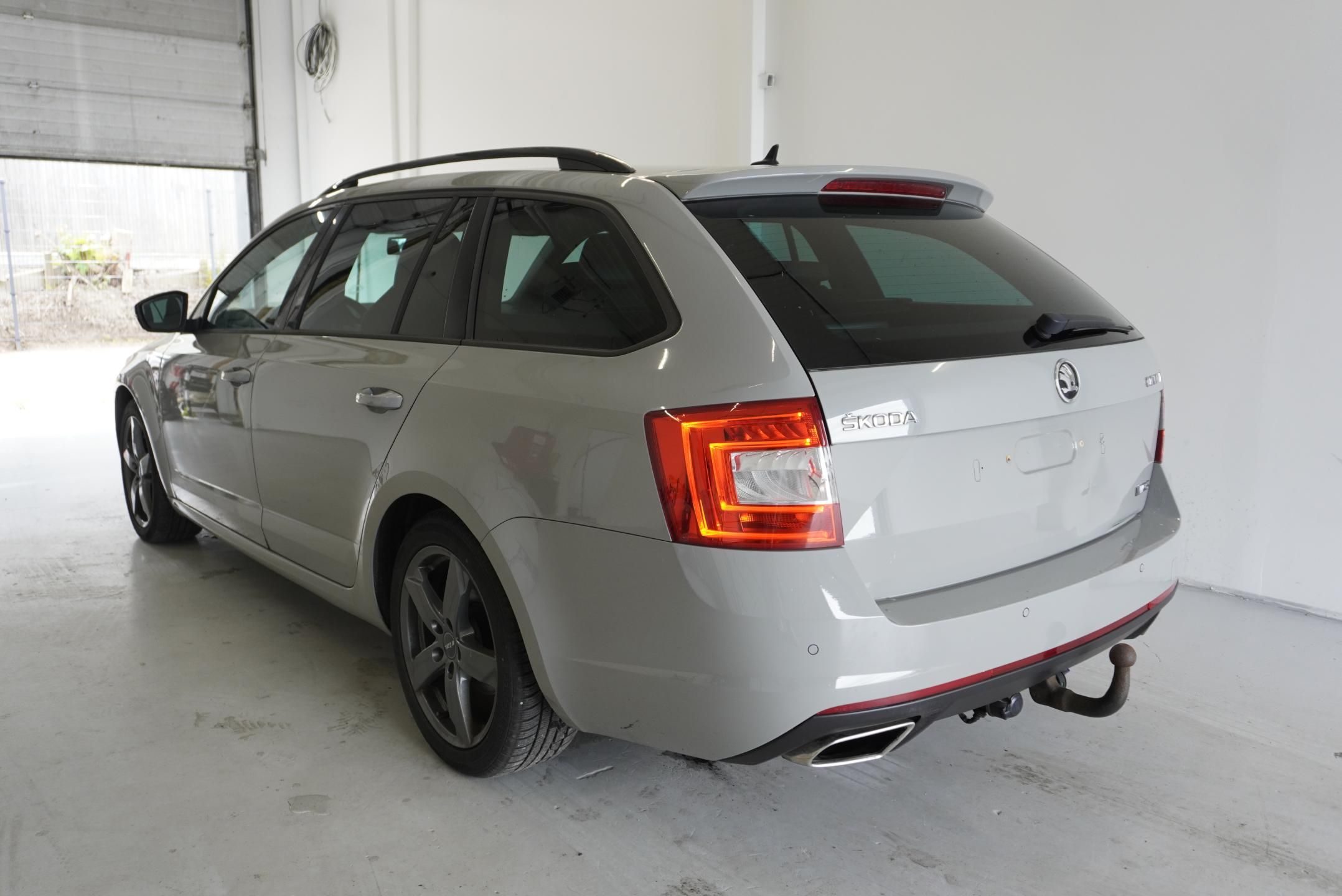 Škoda Octavia, RS 2.0 TDi 135 kW manuál přev. - fotka 5