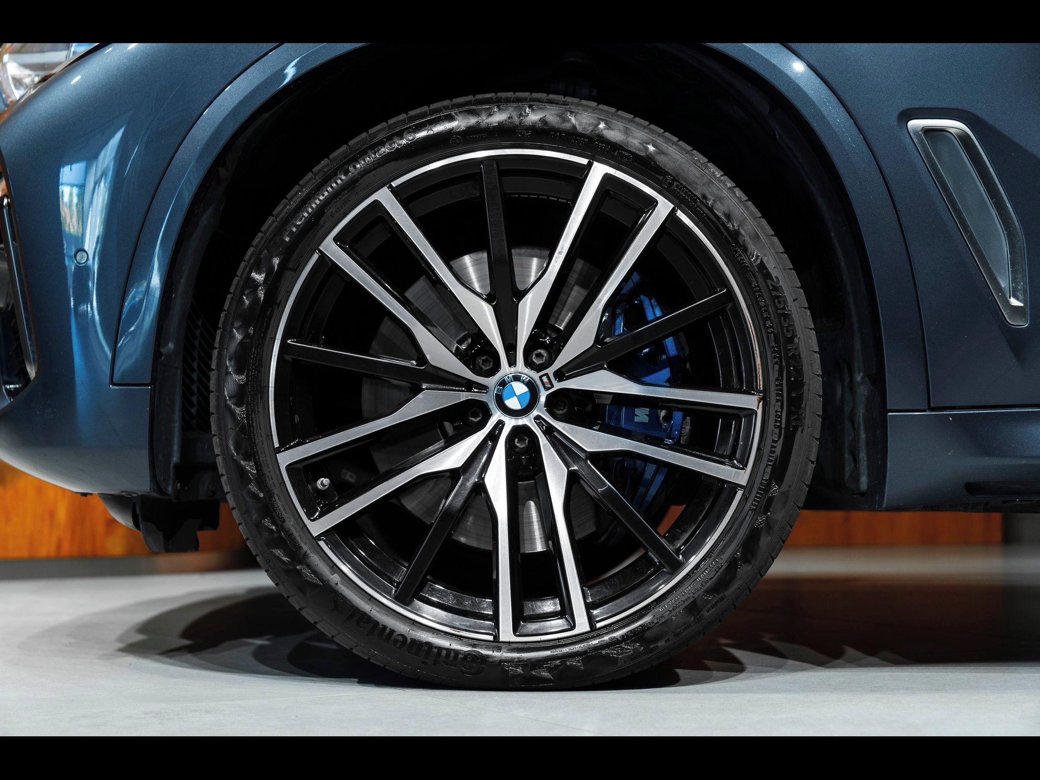 BMW X5, M50d Final edition - fotka 6
