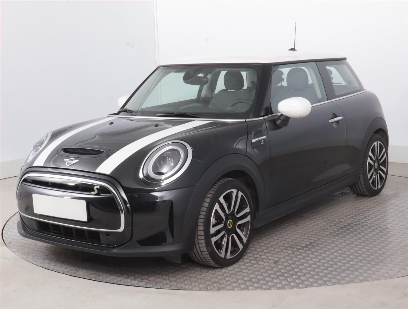 Mini, Cooper SE 32 kWh, Automat - fotka 2