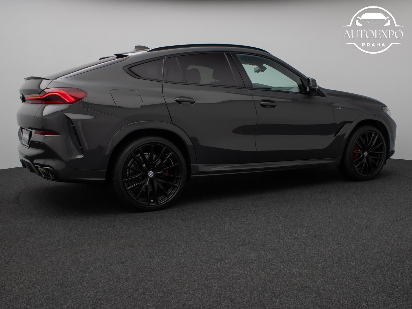 BMW X6, M50i*Panorama Laser 360°HUD* - fotka 5