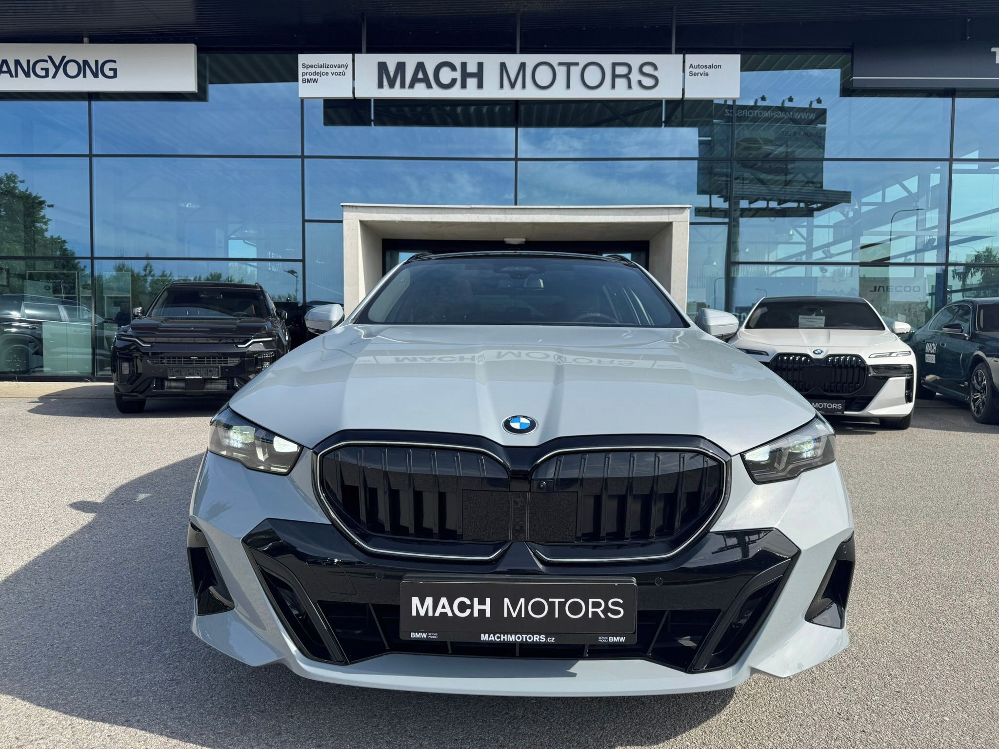 BMW Řada 5, 540d xDrive Touring Nezávislé - fotka 3