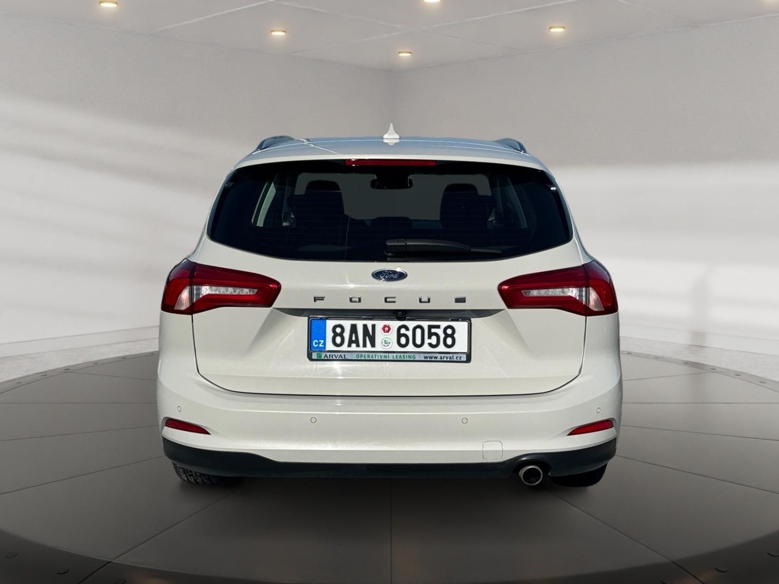 Ford Focus, TITANIUM 1.5EBL 88kW CZ DPH - fotka 5