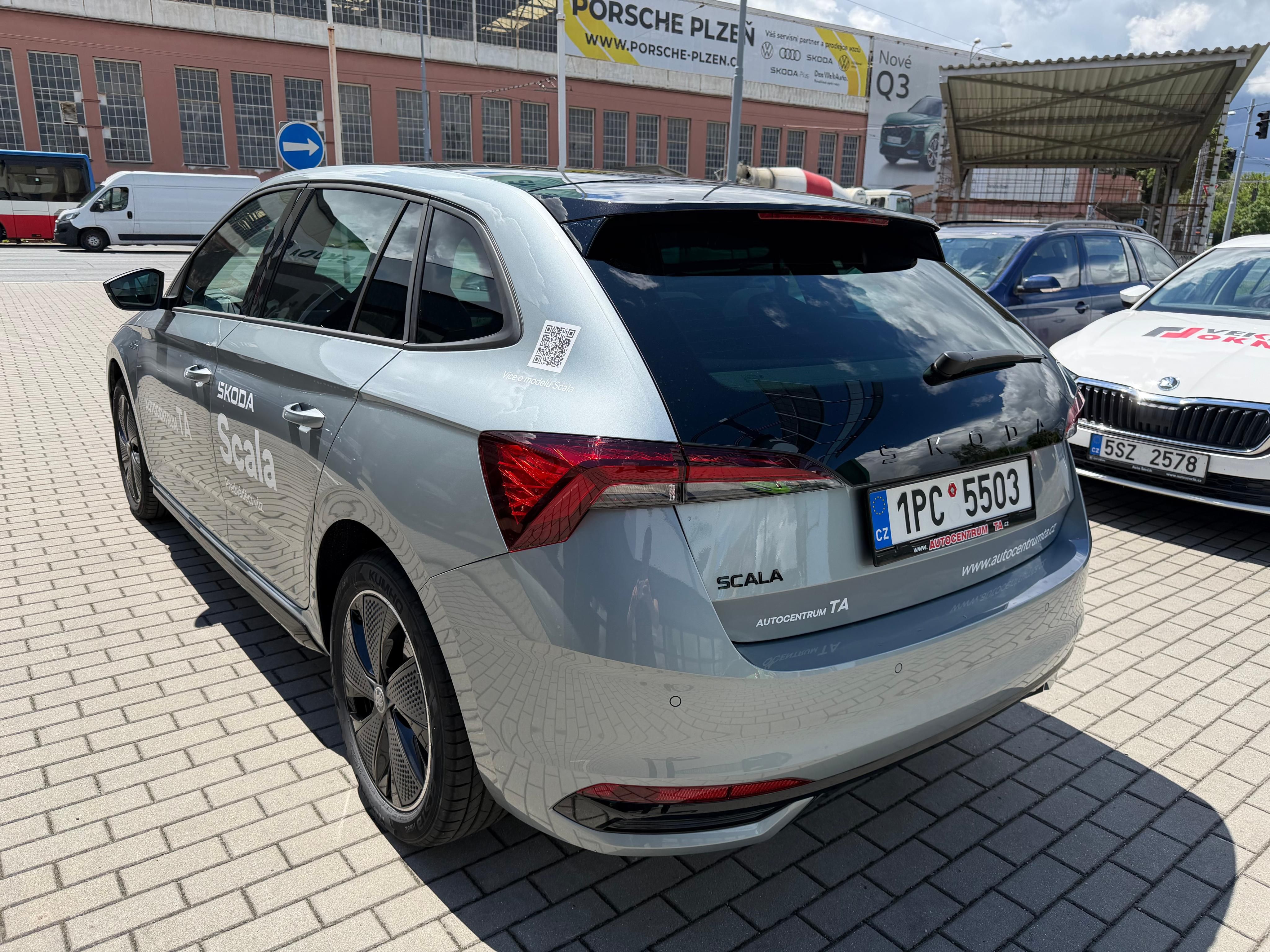 Škoda Scala, Monte Carlo 1.0 TSI 85 kW DSG - fotka 4