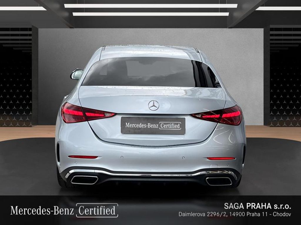 Mercedes-Benz Třídy C, C-Třída 220 d 4MATIC AMG Line - fotka 5