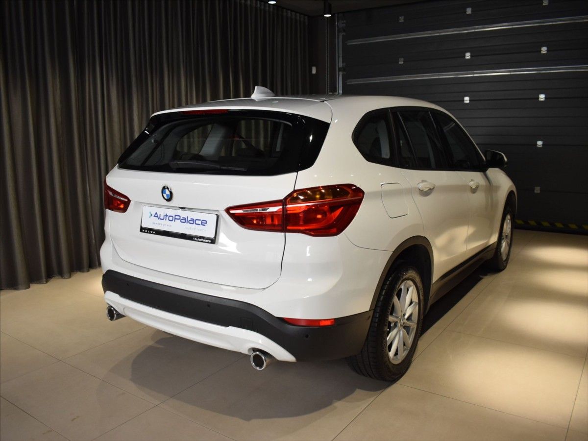 BMW X1, 2,0 118D - fotka 6