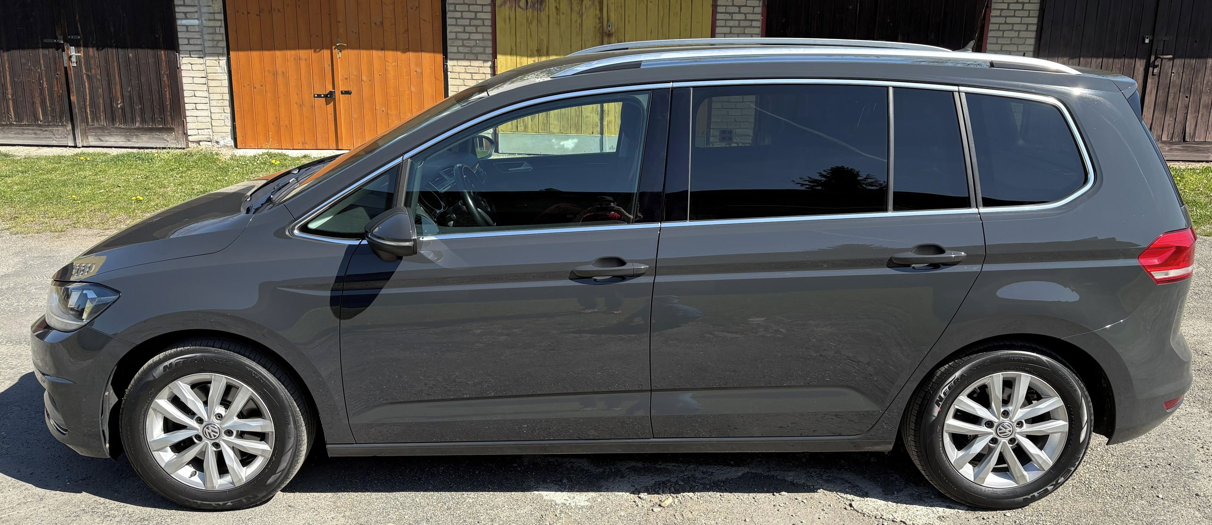Volkswagen Touran, 2.0 TDI 110 KW 6G Highline - fotka 2