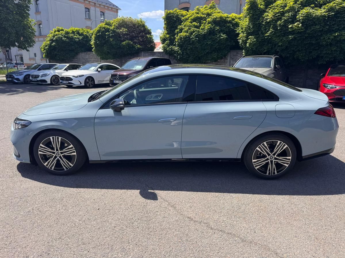 Mercedes-Benz CLA, 200 - fotka 4