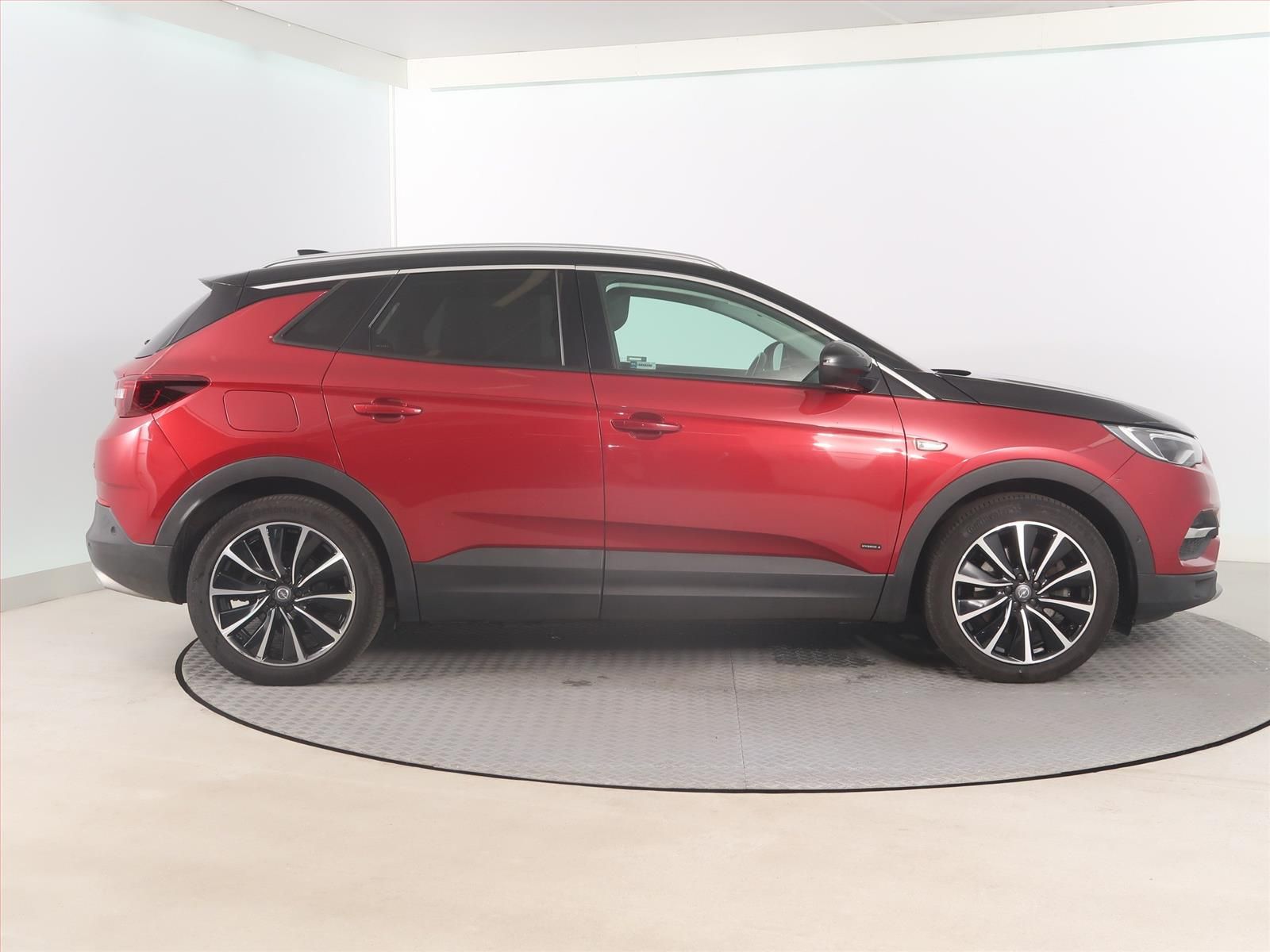 Opel Grandland X, Plug-in Hybrid4, 4X4, Automat - fotka 6