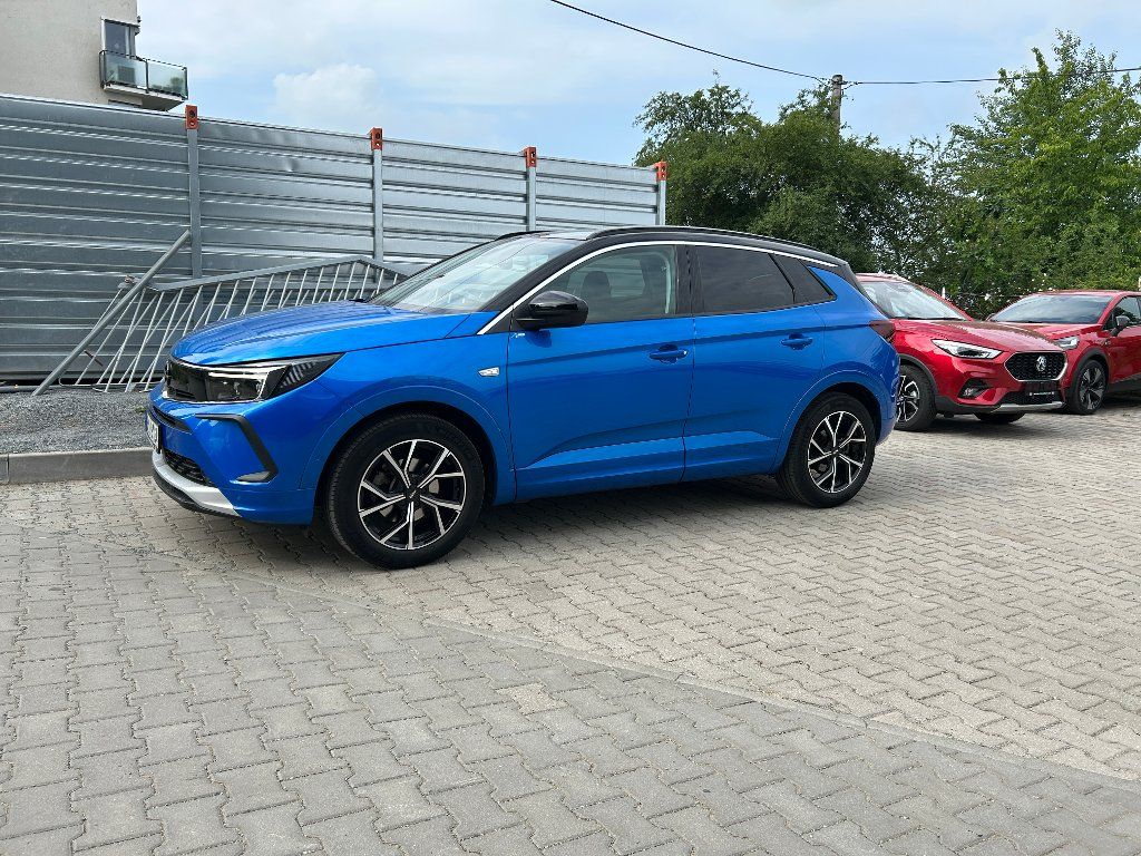 Opel Grandland, Ultimate 1,5 CDTI 96kW AT8 - fotka 2
