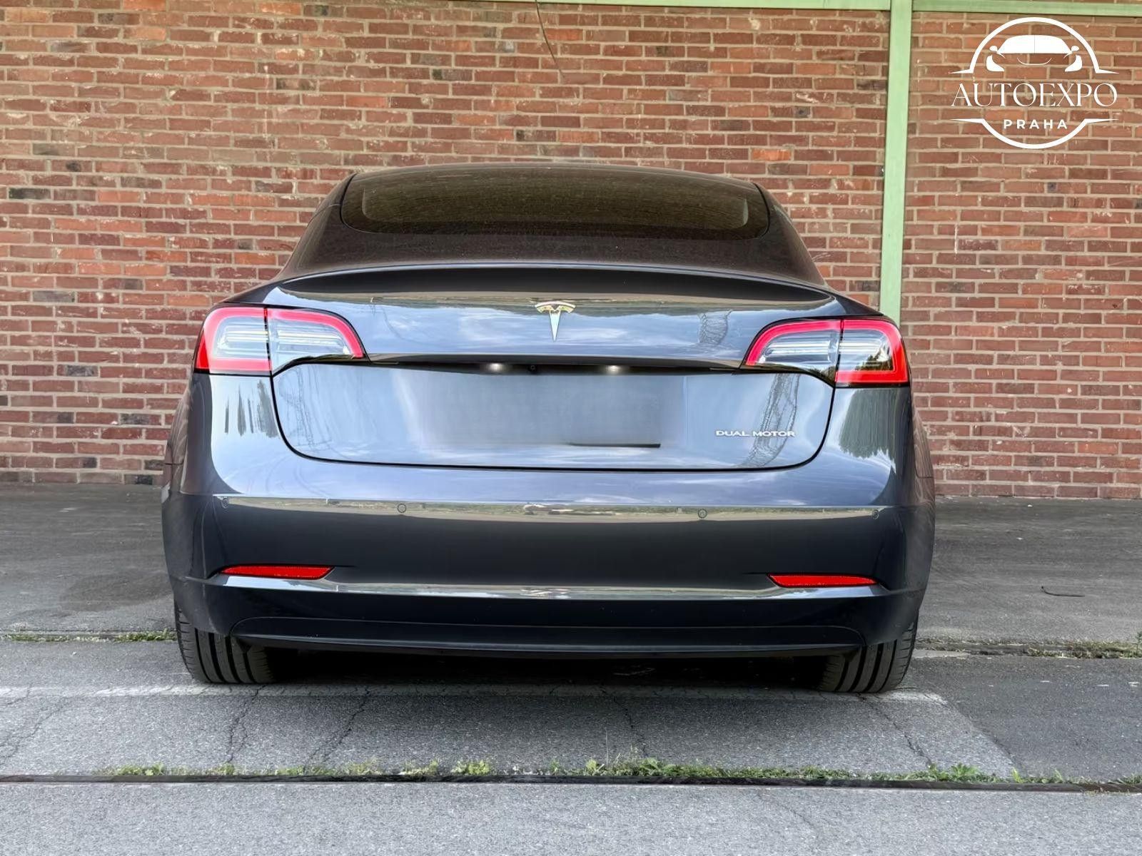 Tesla Model 3, Dual AWD | - fotka 6