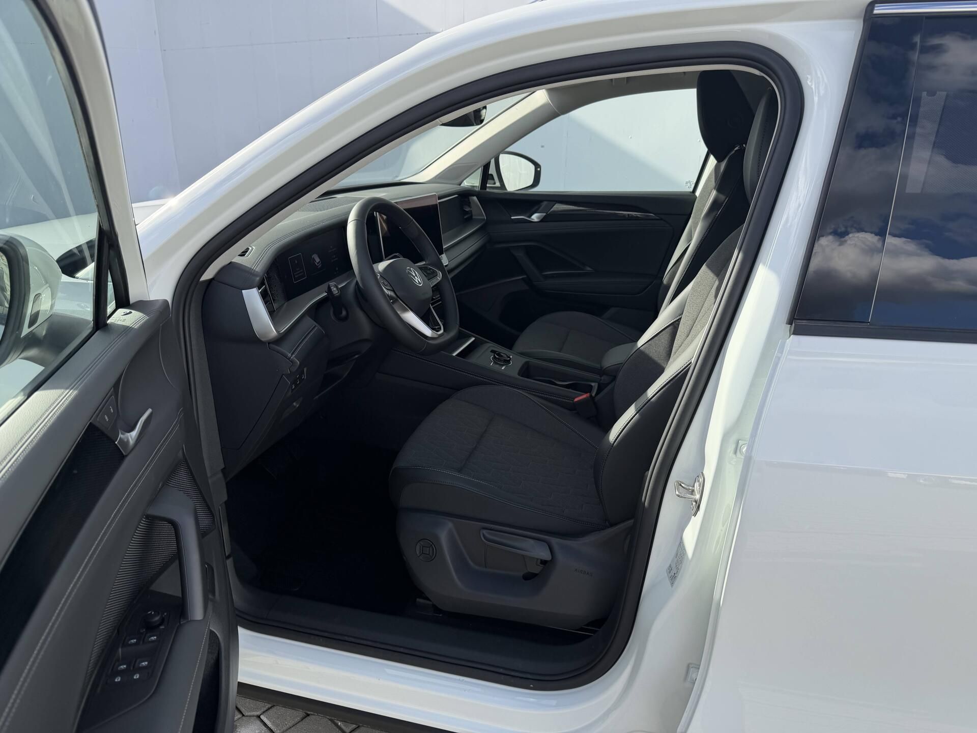 Volkswagen Tayron, People 7DSG mHEV 1,5eTSi - fotka 5
