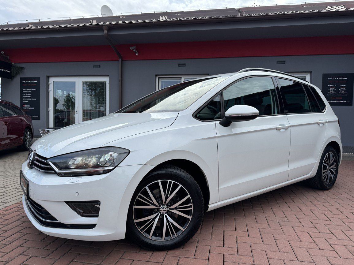 Volkswagen Golf Sportsvan, 1.4TSi Xenony Navi Kamera Pano - fotka 4
