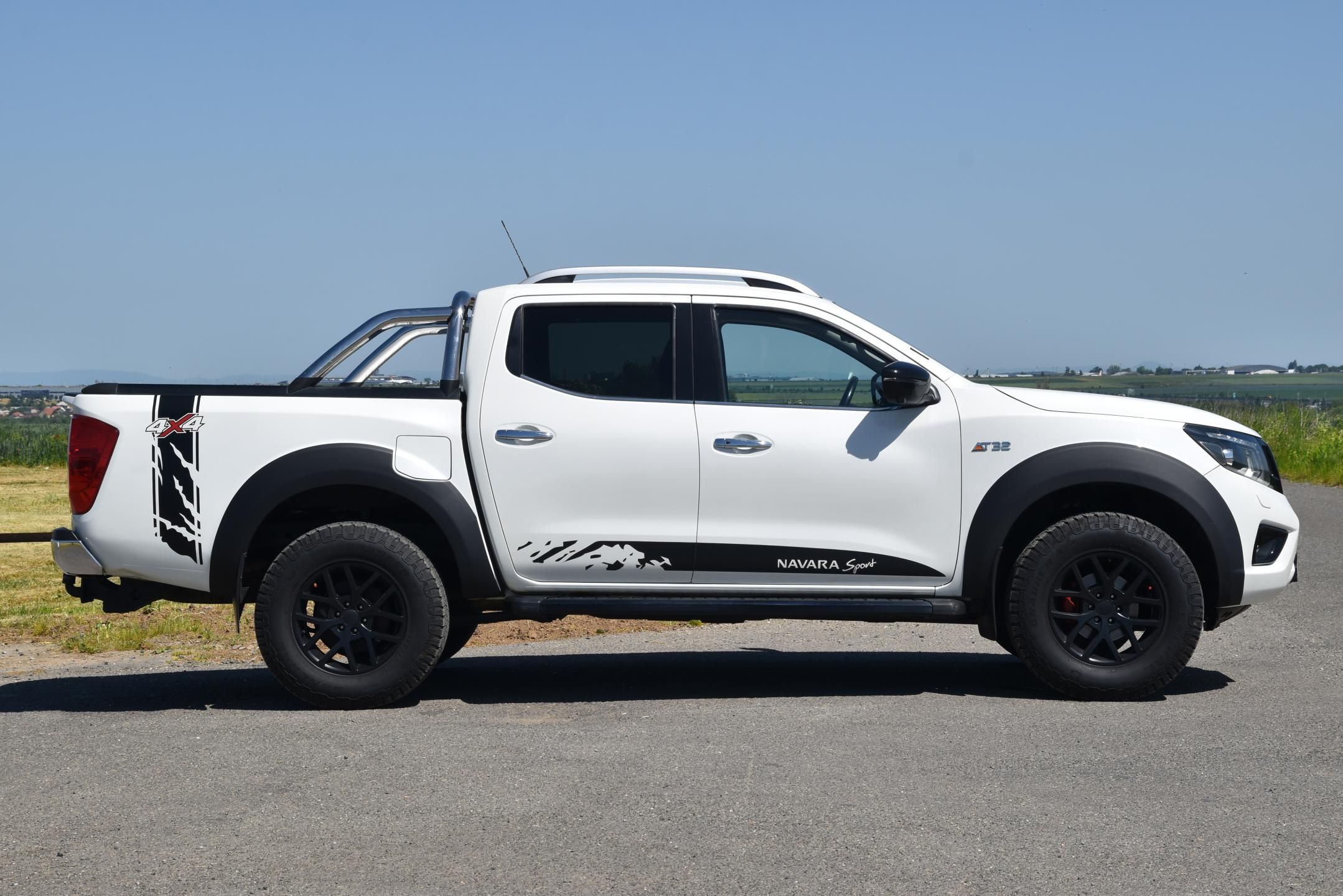 Nissan Navara, 2.3dCi 140 kW 4X4,EDITION AT32 - fotka 2