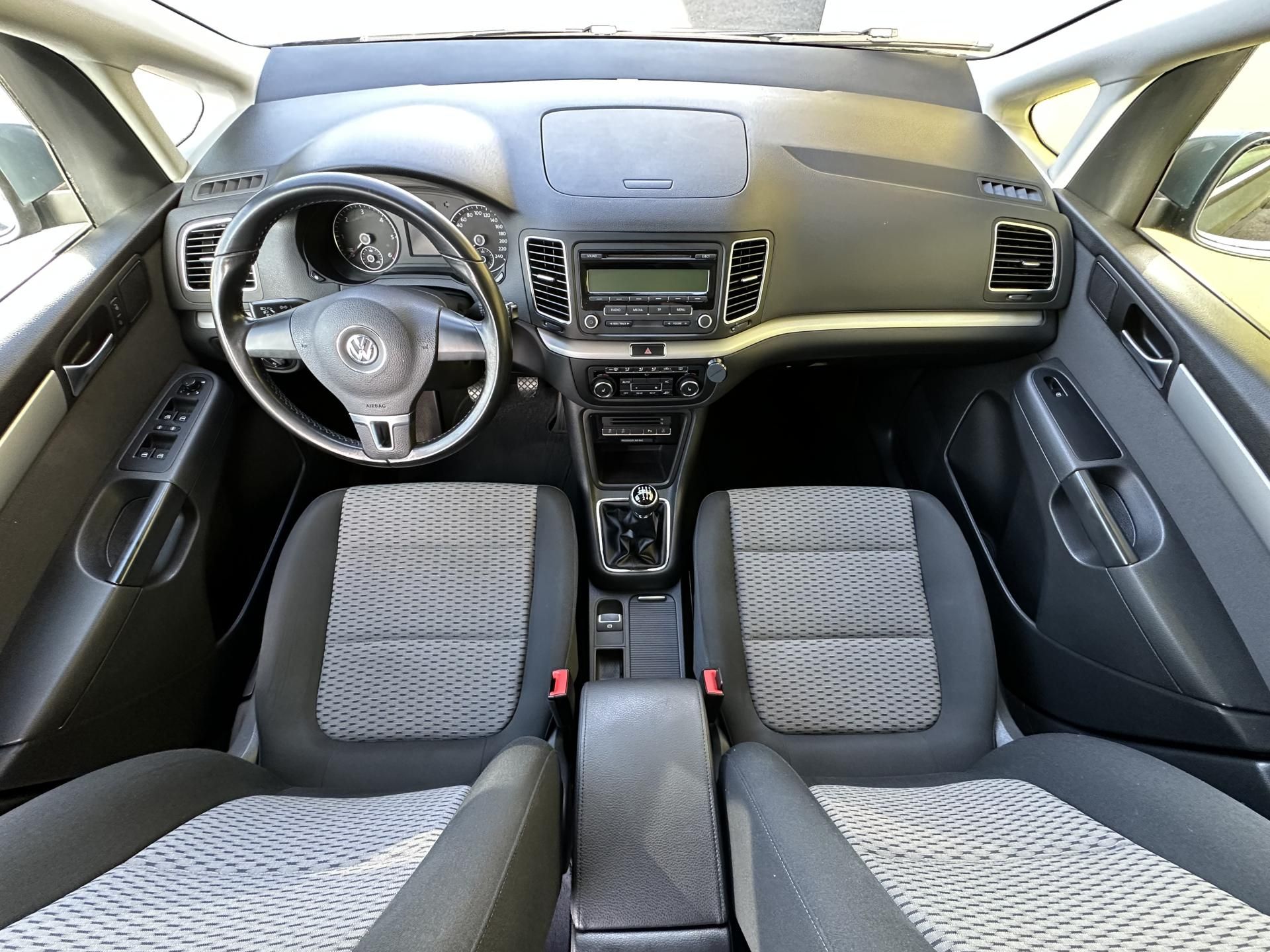 Volkswagen Sharan, 2.0TDI/103kW * 5.Míst * TZ - fotka 6