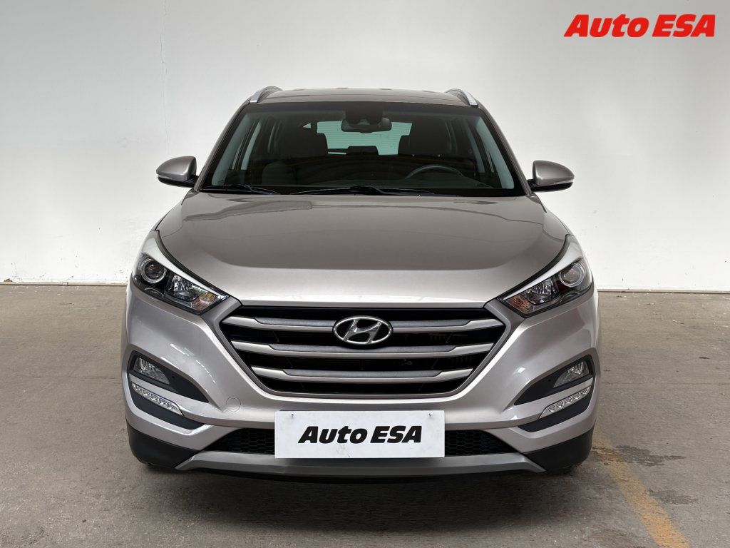 Hyundai Tucson, 1.7 CRDi,1.maj,ČR,Trikolor - fotka 2