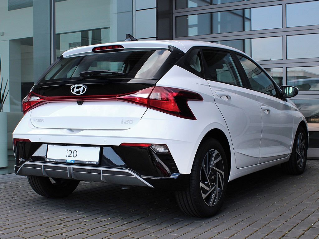 Hyundai i20, 1,2i WAVE - fotka 2