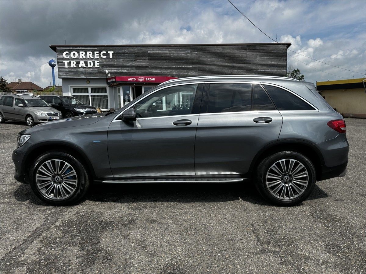 Mercedes-Benz GLC, 2,0 350e-4MATIC-AUTOR. SERV - fotka 2