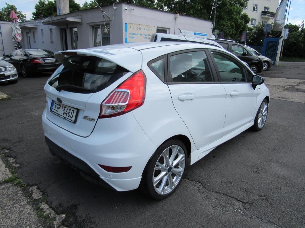 Ford Fiesta, 1,0 EcoBoost 92kW ST-Line - fotka 6