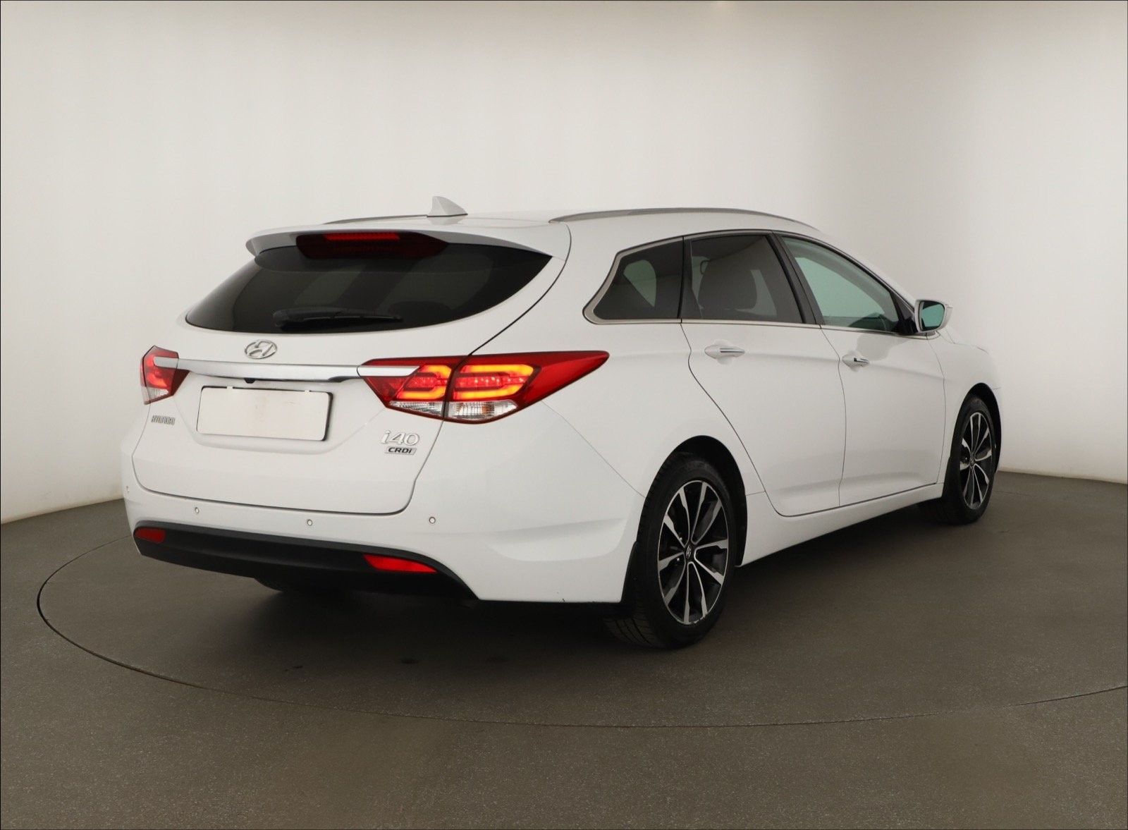 Hyundai i40, 1.7 CRDi, ČR,1.maj, Serv.kniha - fotka 5