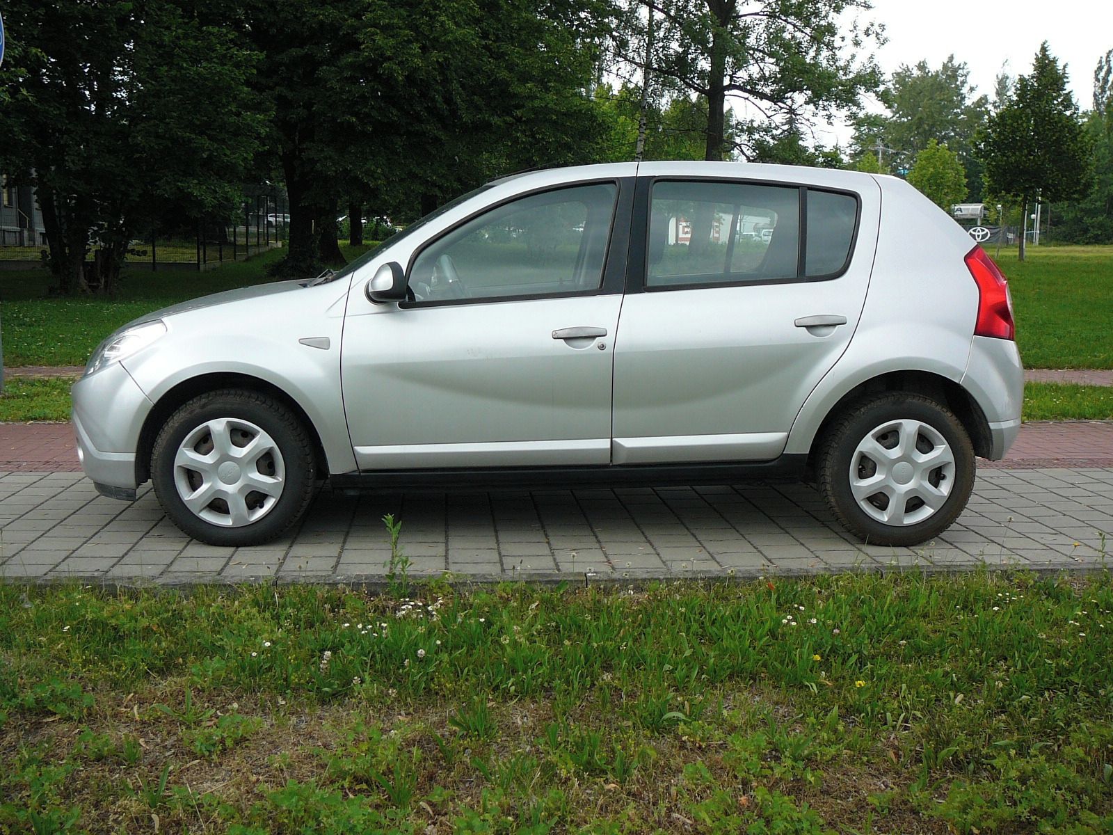 Dacia Sandero, 14MPI 1MAJ ČR - fotka 3