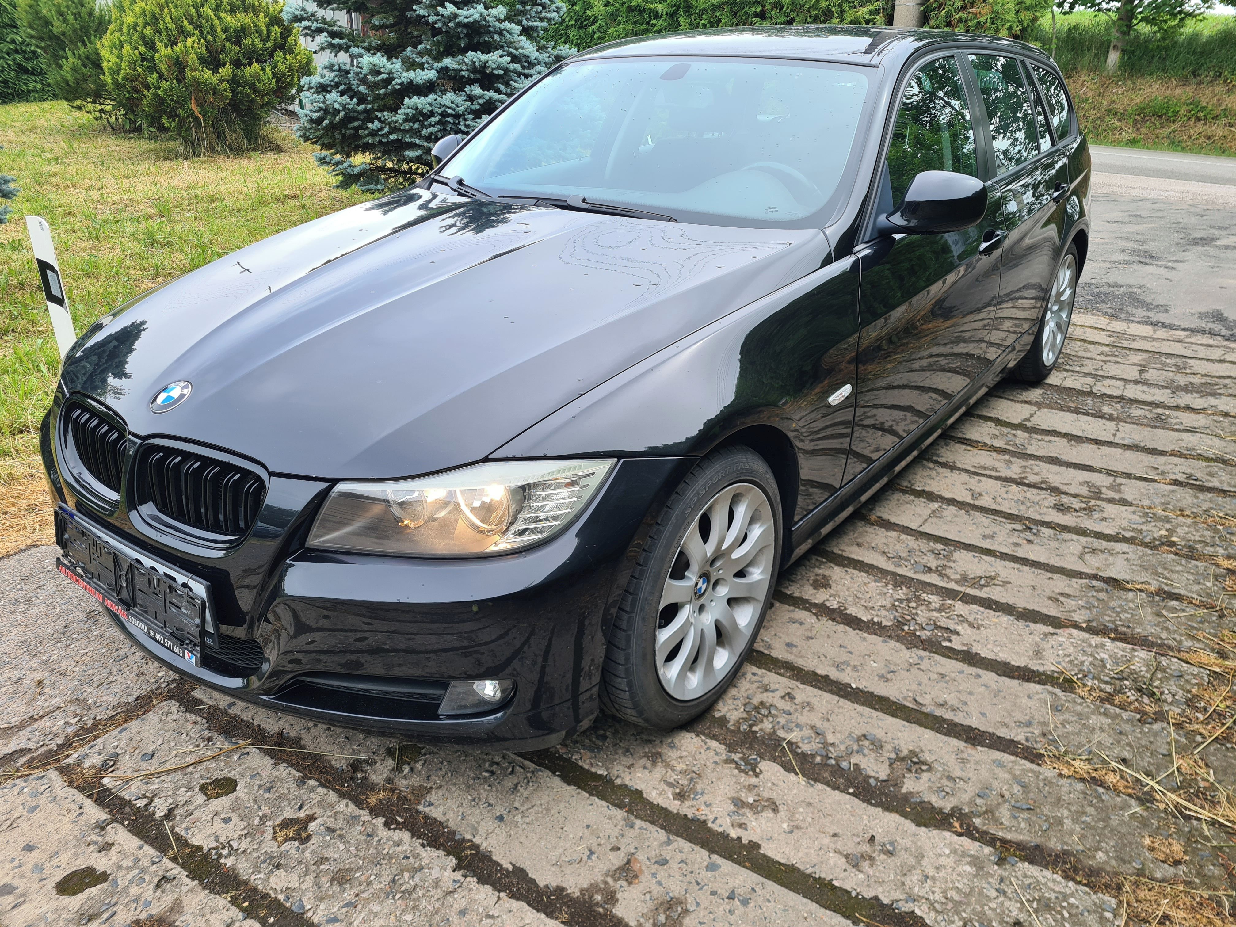 BMW Řada 3, 320d E91_130 kW Facelift