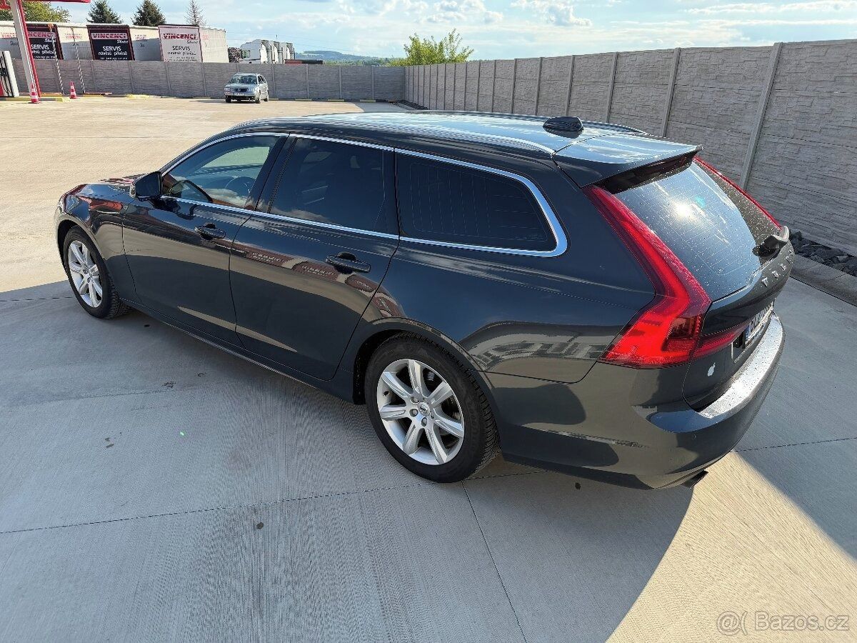 Volvo V90, D4 2.0D 140kw - 2018 - fotka 6