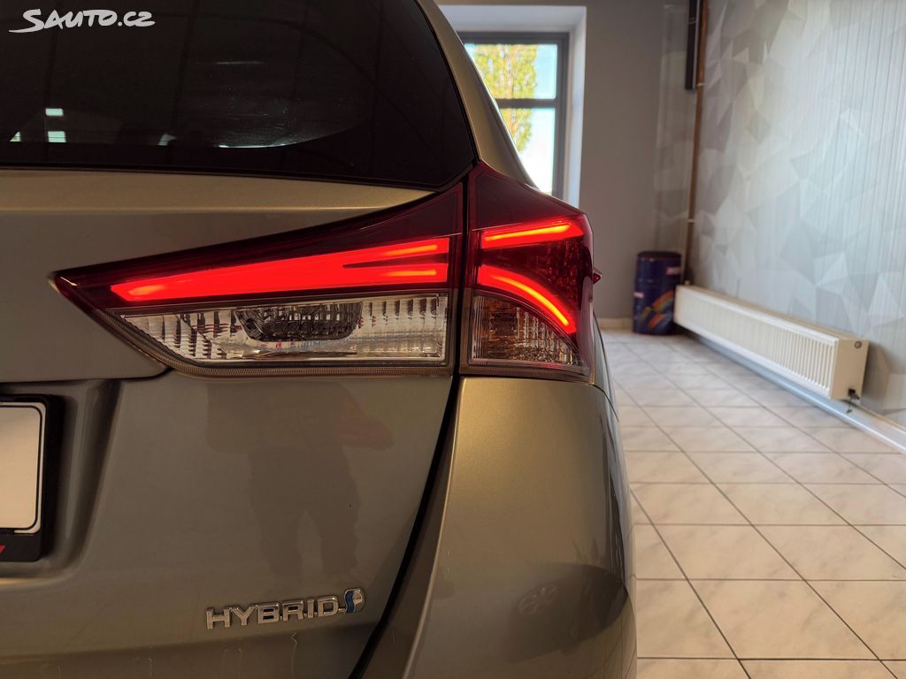 Toyota Auris, fotka 18