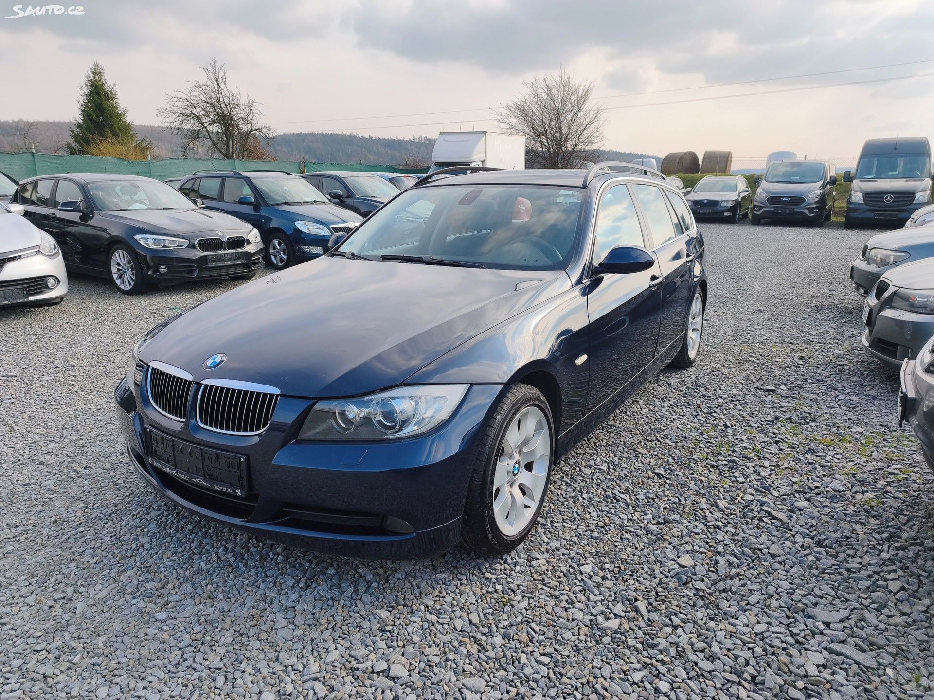 BMW Řada 3, 325Xi Mauál, Výhřevy, Panorama - fotka 5