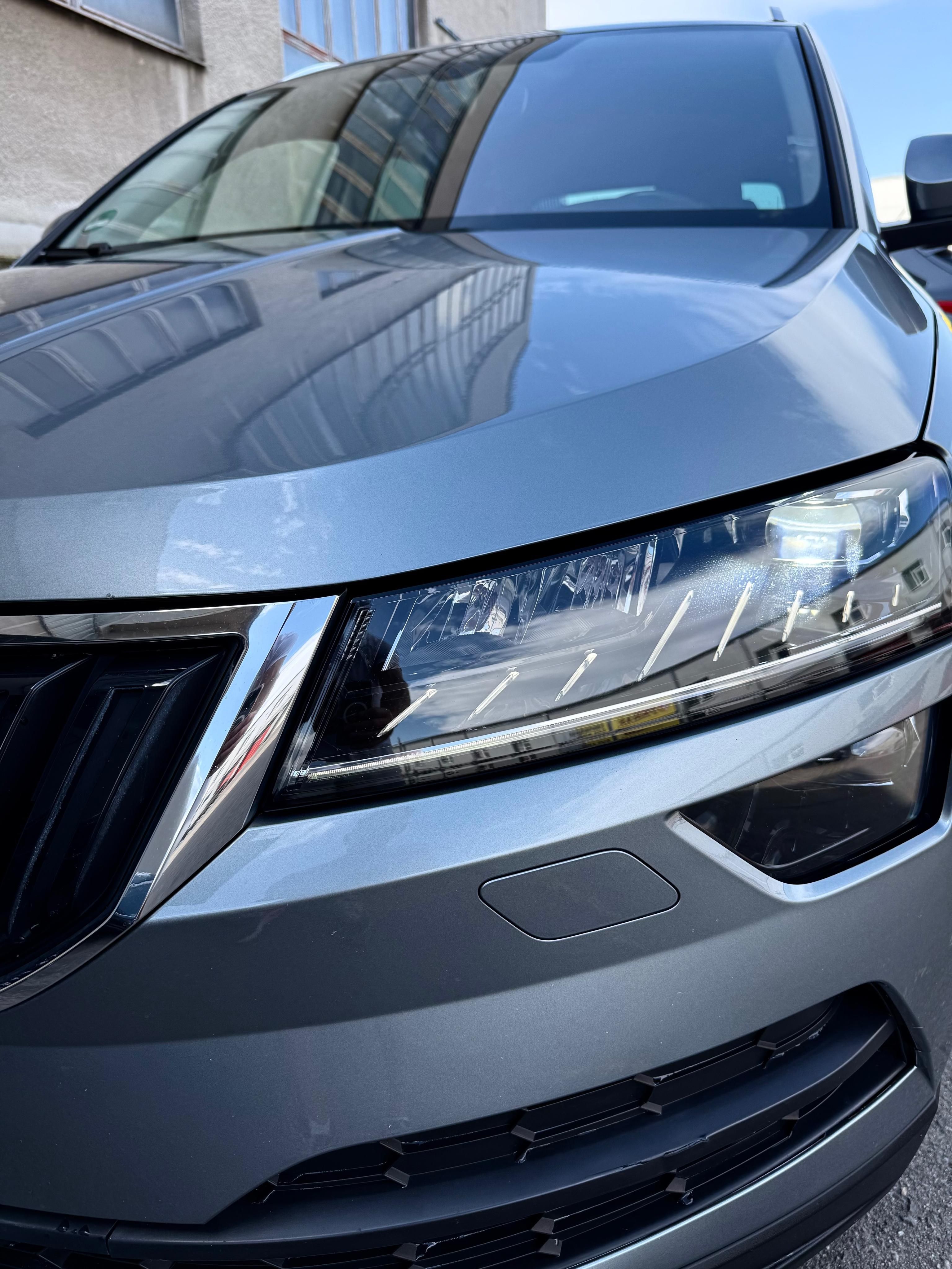 Škoda Karoq, 2021 DSG STYLE - fotka 2