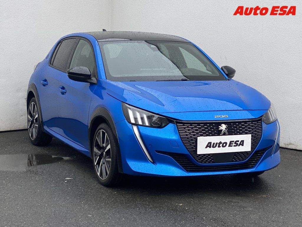 Peugeot 208, 1.2,navi