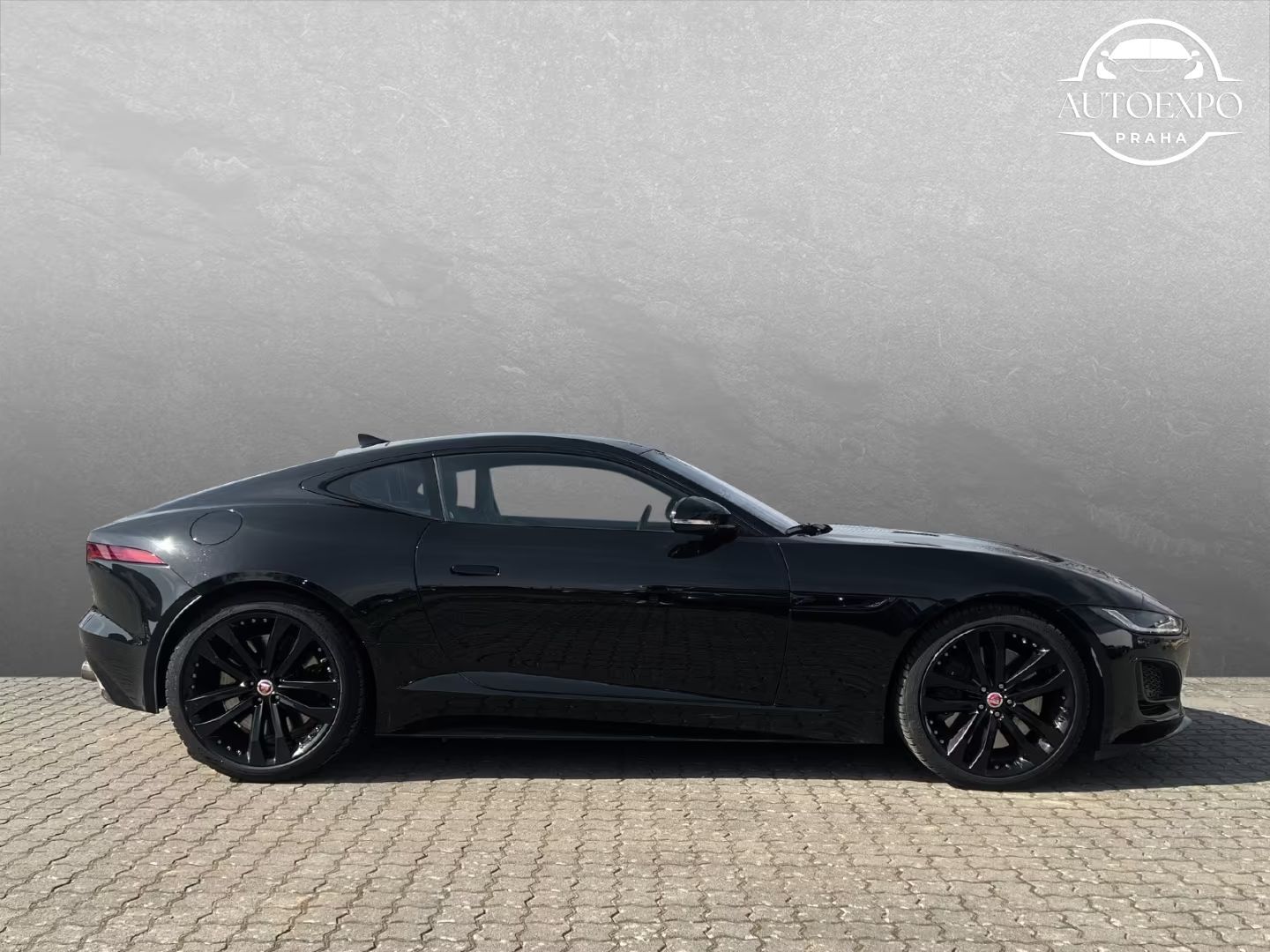 Jaguar F-Type, P 450 Coupe R-Dynamic - fotka 3