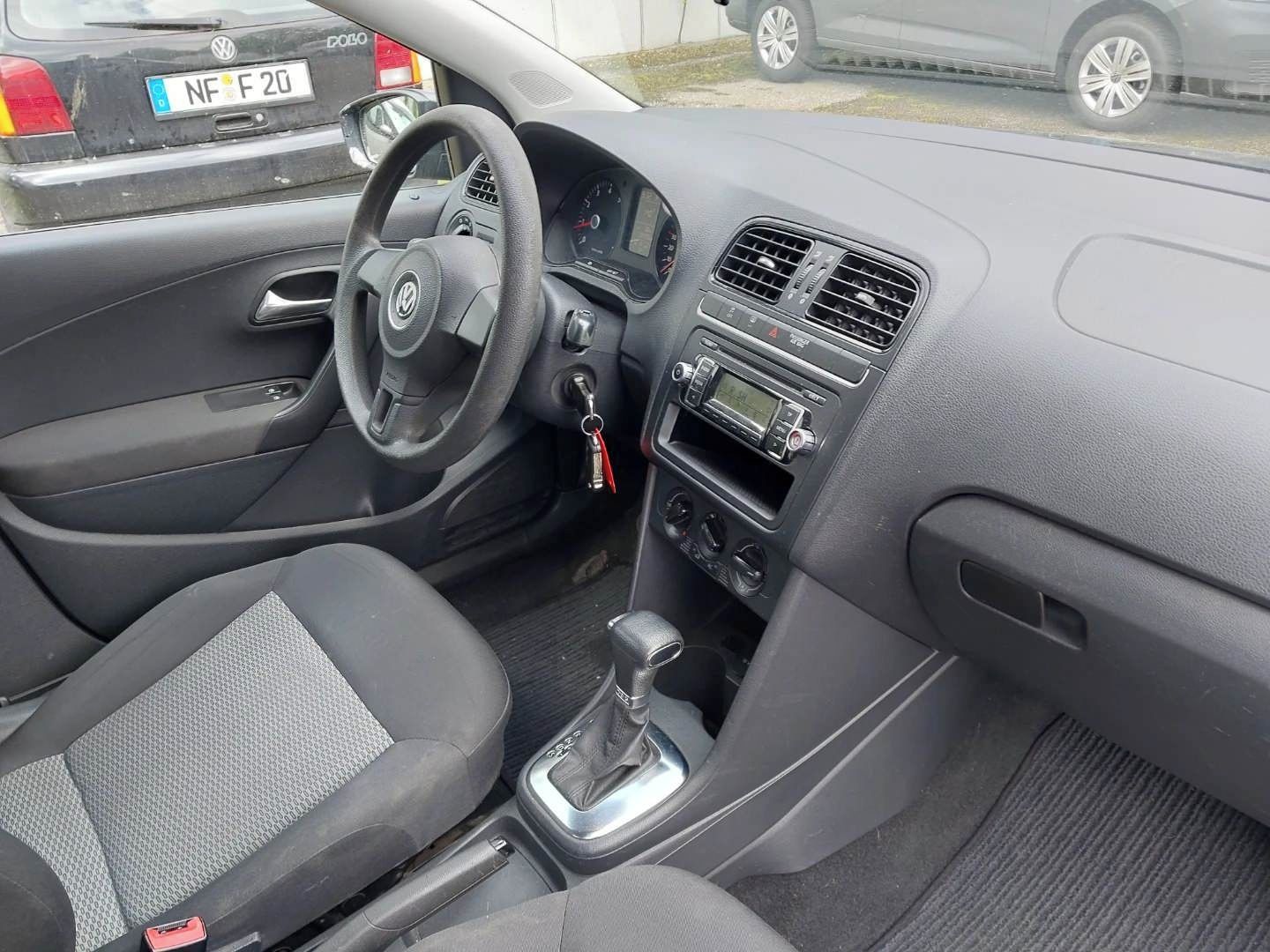 Volkswagen Polo, 1.4MPI 63KW DSG r.2010 TOP - fotka 2