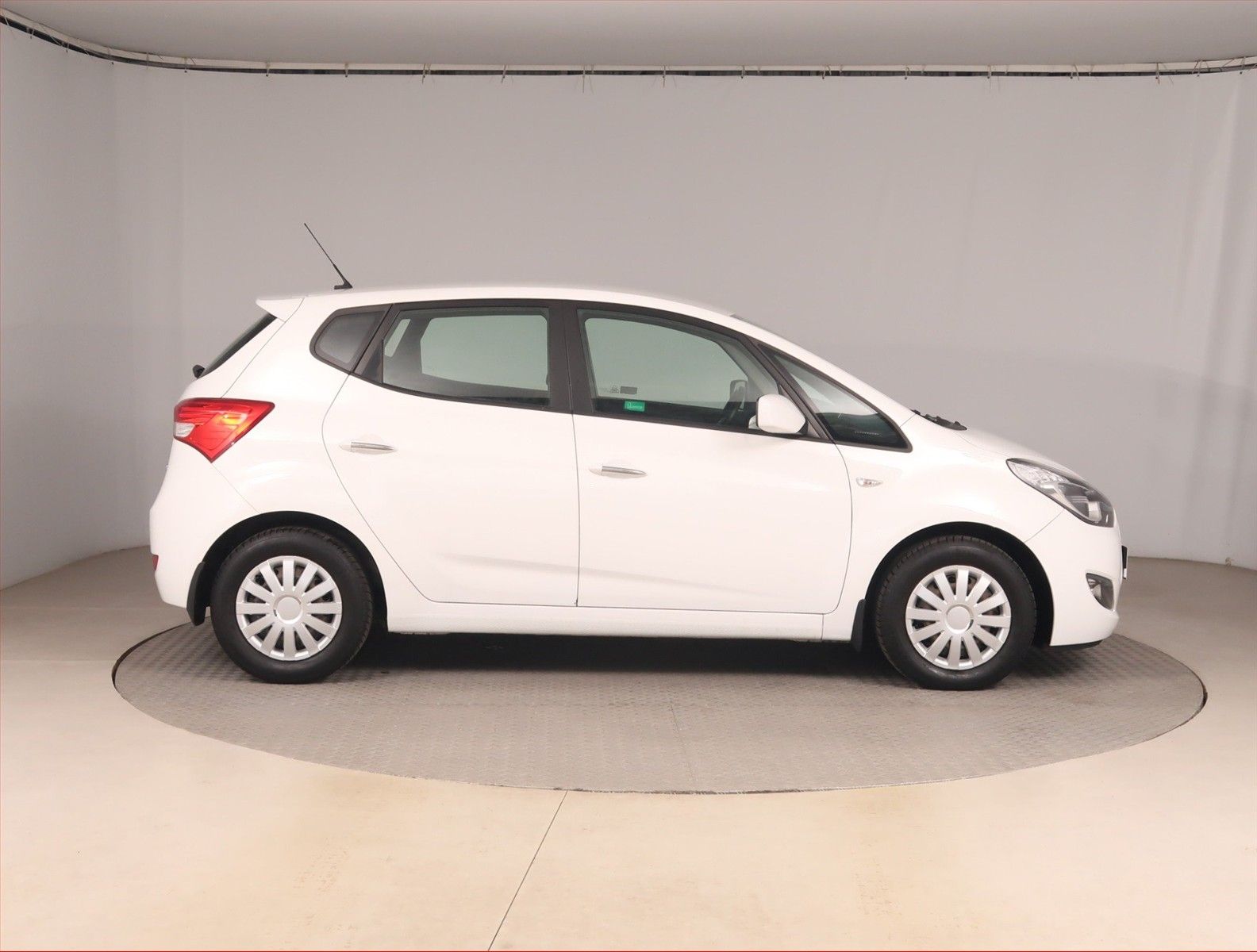 Hyundai ix20, 1.4 CRDi - fotka 6
